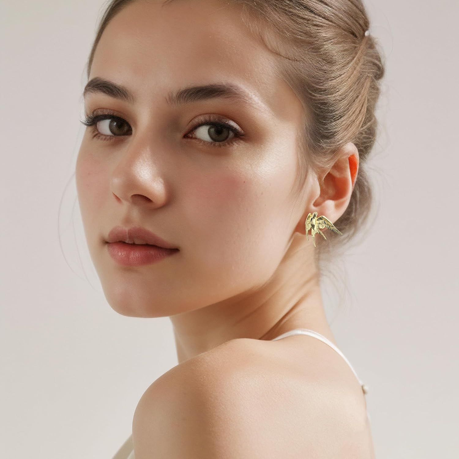 14K Gold Plated Unique Flying Swallow Stud Earrings 丨925 Sterling Silver Ear posts丨Graceful Lightweight Bird-Themed Earrings丨Hypoallergenic Elegant Jewelry Gift for Women and Bird Lovers