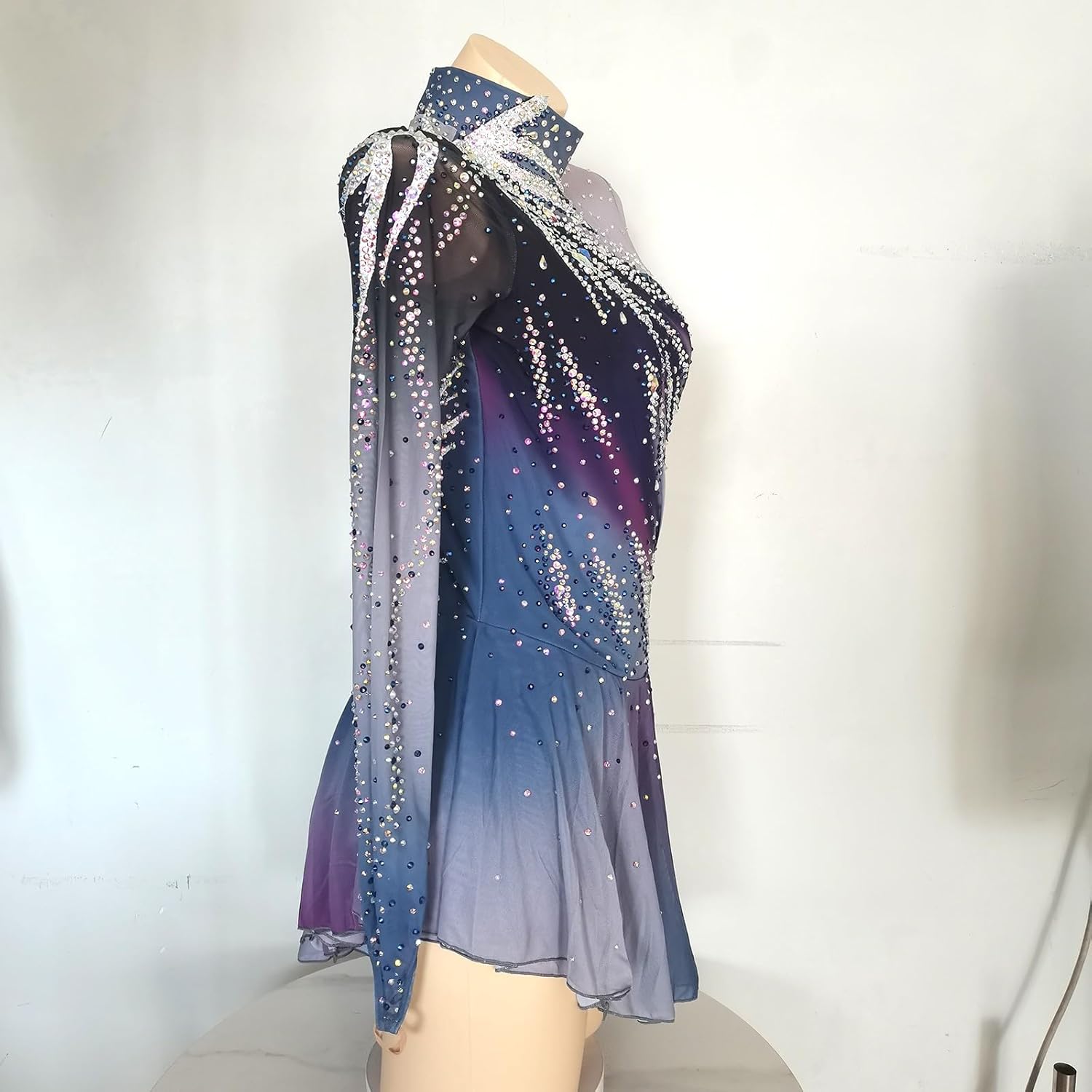 LIUHUO Figure Skating Dress Girls Women Elegant Long Sleeve Purple Competition Outfit