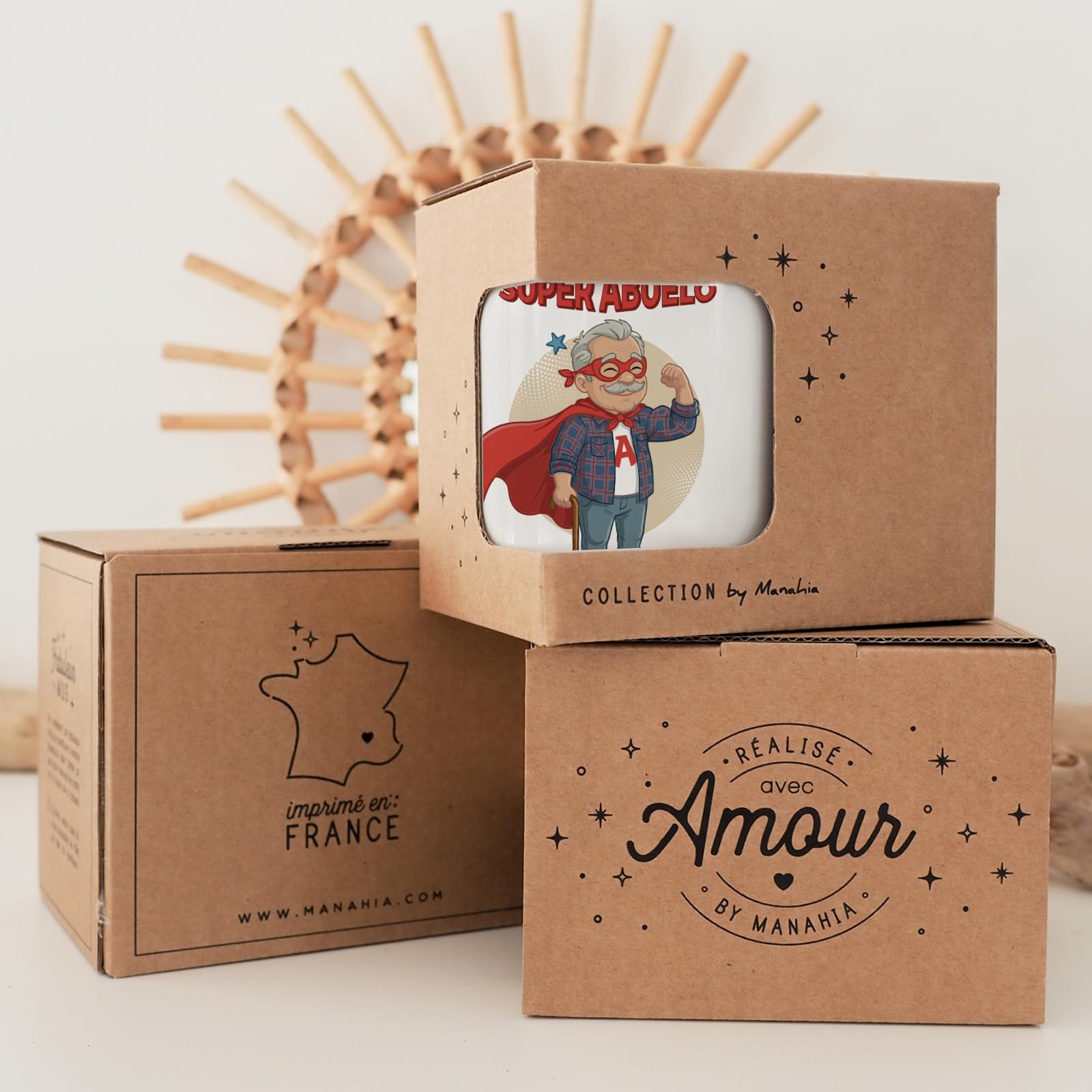 Manahia - Taza Abuelito - Aquí bebe un super abuelo | Regalo Original Nietos, Superabuelo - Idea Sorpresa Día del Padre, Navidad | Caja Regalo Kraft — view 7