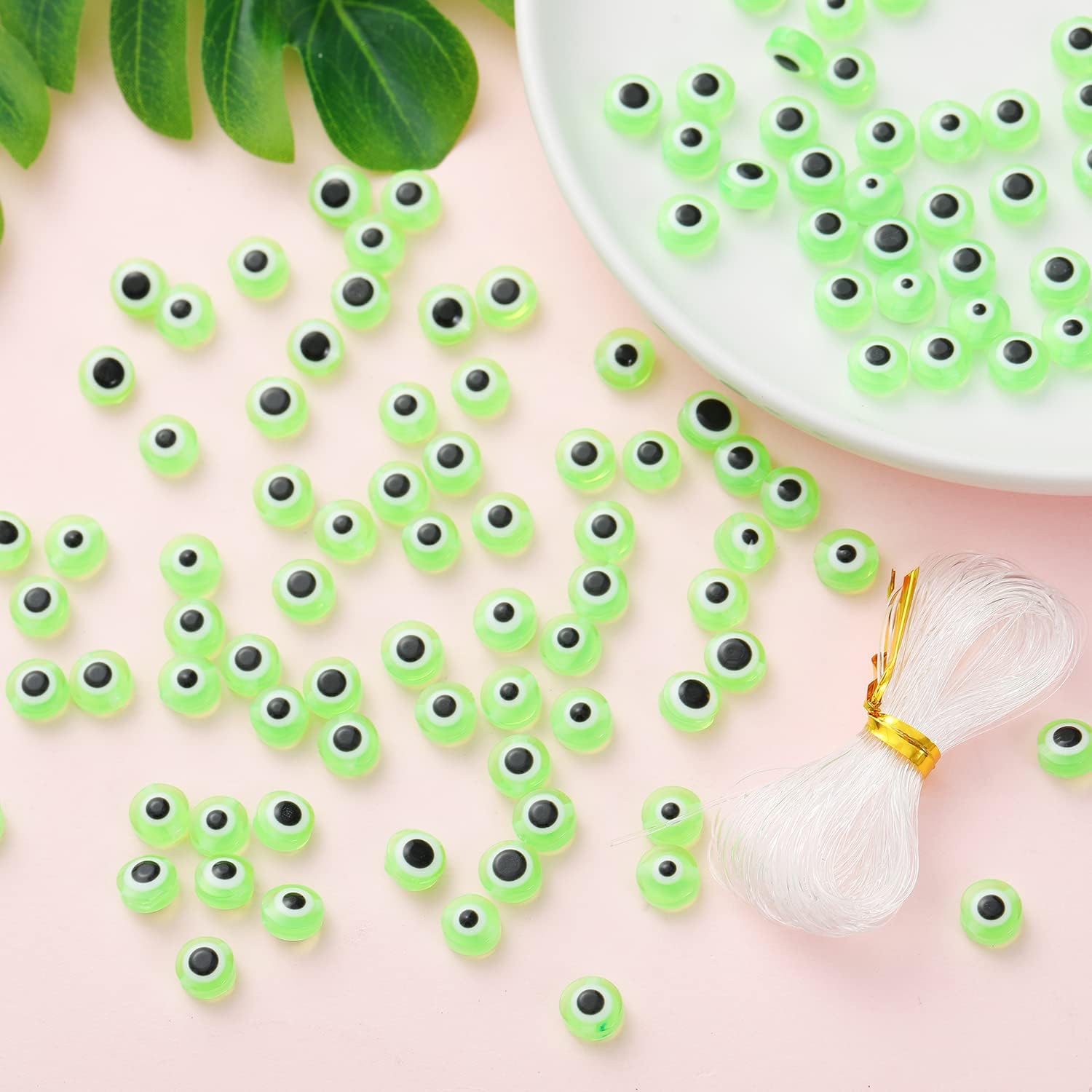 200pcs Flat Round Evil Eye Beads Handmade Resin Lampwork Bead 8mm Charms Spacer Beads with Elastic Rope for Bracelets Necklace Jewelry Craft Making (Grass Green)