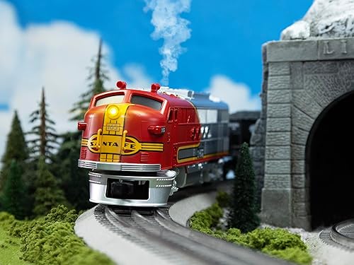 Miniatura 9 de Lionel Santa Fe Freight Battery O Gauge Juego de tren de juguete con control remoto, locomotora, vagones de tren y pista con sonidos auténticos de