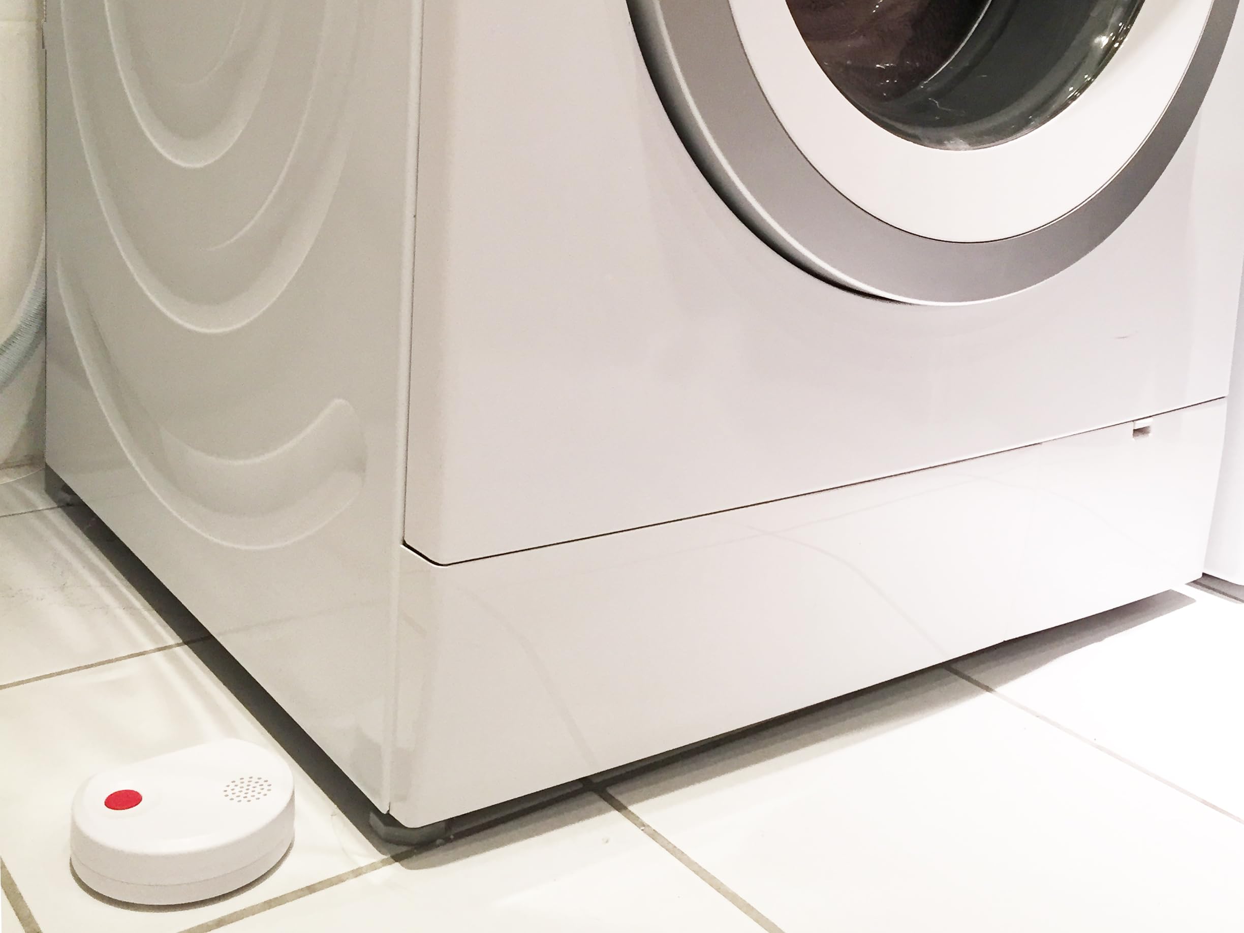 Lupus Wassermelder für die Smarthome kompatibel mit den XT Funk Alarmanlagen interne Sirene Sensoren an Unterseite oder Kabel