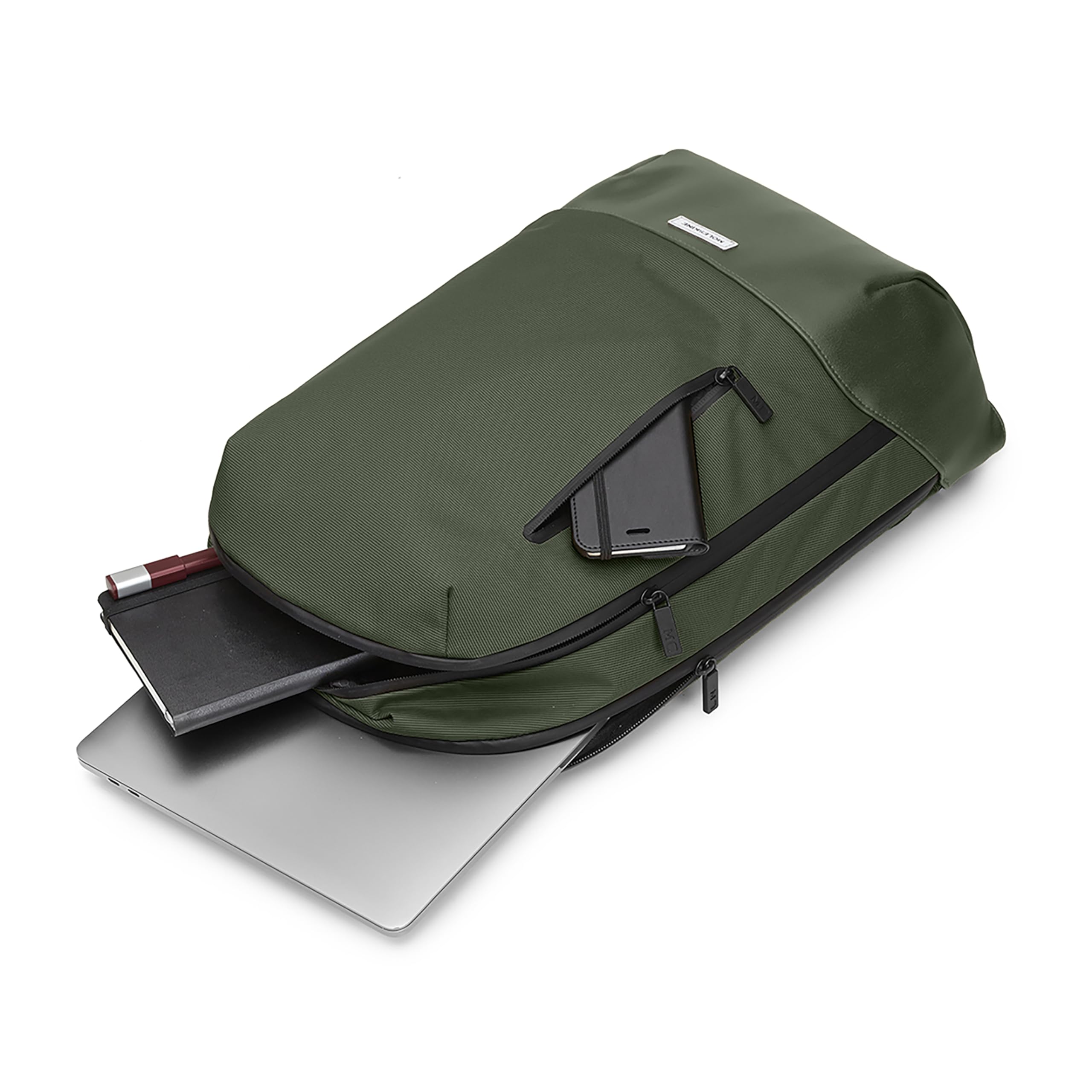 Moleskine Zaino Collezione Metro, Zaino per PC compatibile con Tablet, Laptop iPad fino a 15" con Comparto Dedicato, Unisex, Dimensioni 31 x 47 x 13 cm, Colore Verde