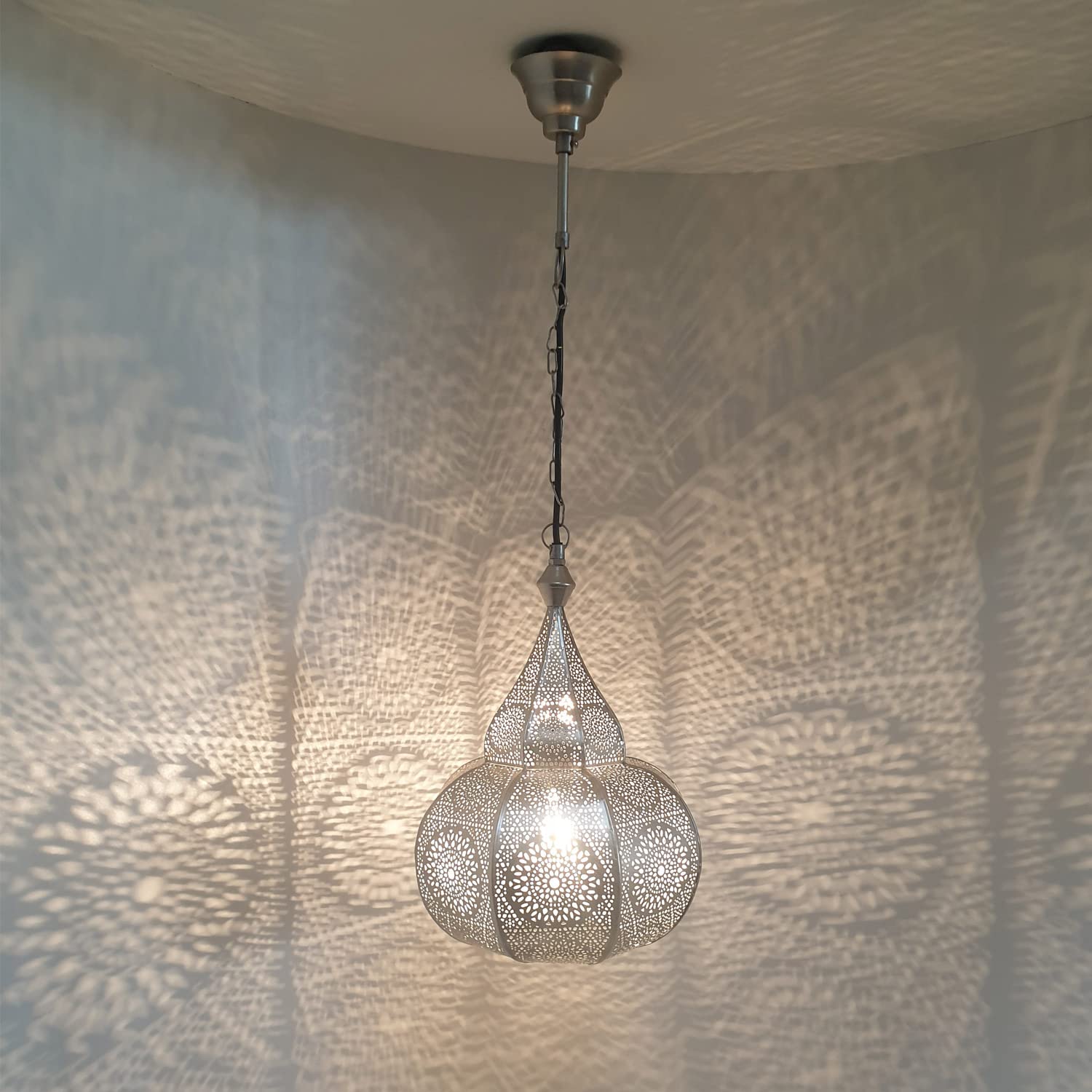 Casa Moro Orientalna lampa LAYOUNE srebrna z metalu, stylowa lampa wisząca w kształcie kropli marokańska lampa wisząca z 1001 Noc Dekoracyjne oświetlenie na Wielkanoc, Dzień Matki LN3020