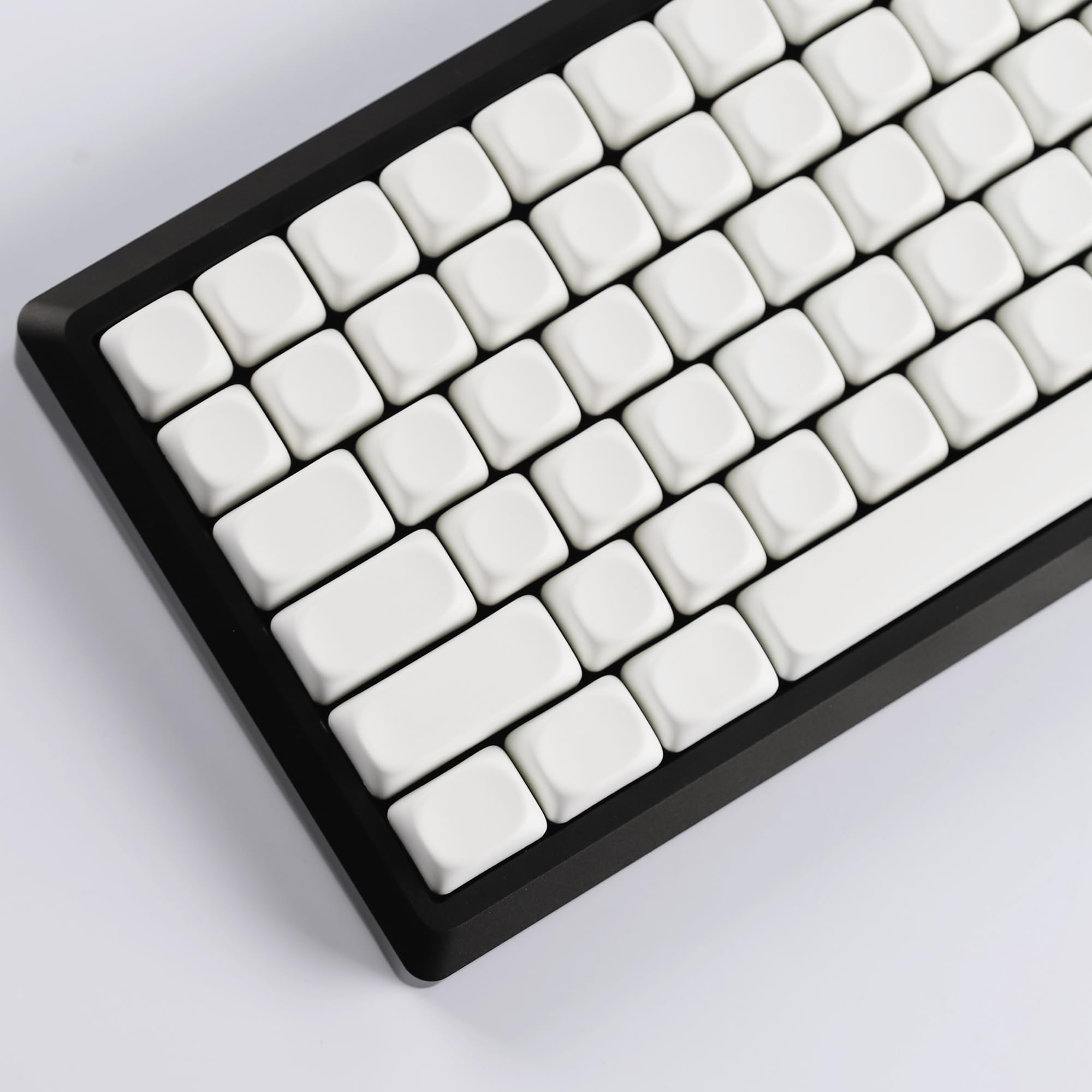 YMDK Pure White MOA-Profil-Tastenkappe, 129 Tasten, einfacher Stil, PBT-Farbstoff-Sublimation, benutzerdefinierte Tastenkappen für 61/68/84/87/98/104/108 MX mechanische Tastatur