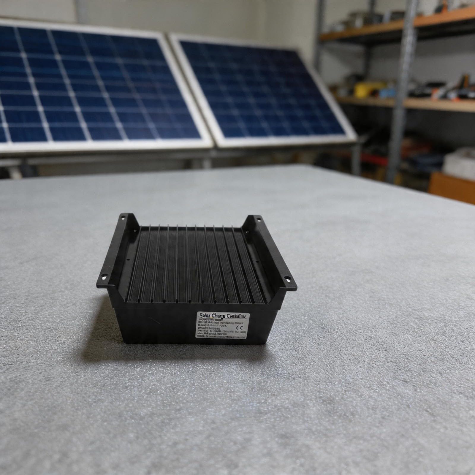 MPPT Regolatore di carica solare 60A/80A/100A, regolatore automatico della batteria 12V-48V con display LCD, uscita USB e CC, protezione da sovraccarico per sistemi di pannelli fotovoltaici (nero