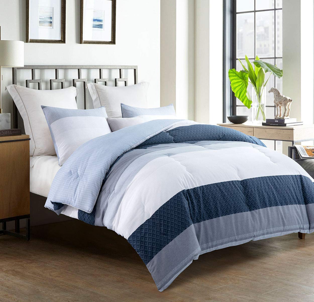 SLEEPBELLA Bettdecke für King-Size, Fadenzahl 600, Baumwolle, Babyblau und Marineblau, gestreift, Patchwork, wendbares Muster, wendbar, blau, 3-teilig (Kingsize, Blaues Patchwork)