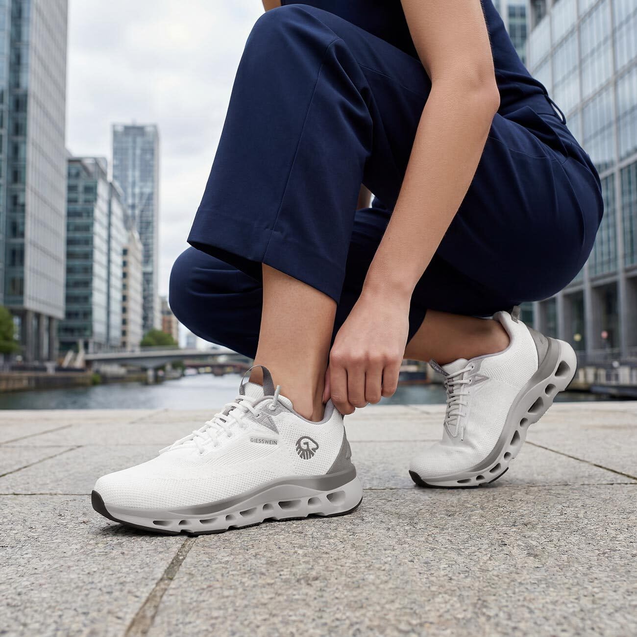 Giesswein Wool Boom Women - Merino Sneaker mit federnder Phylon Dämpfung | Atmungsaktiver Freizeitschuh mit Wechselfußbett & Zehenbumper – Sportlich eleganter Komfortschuh für den Alltag