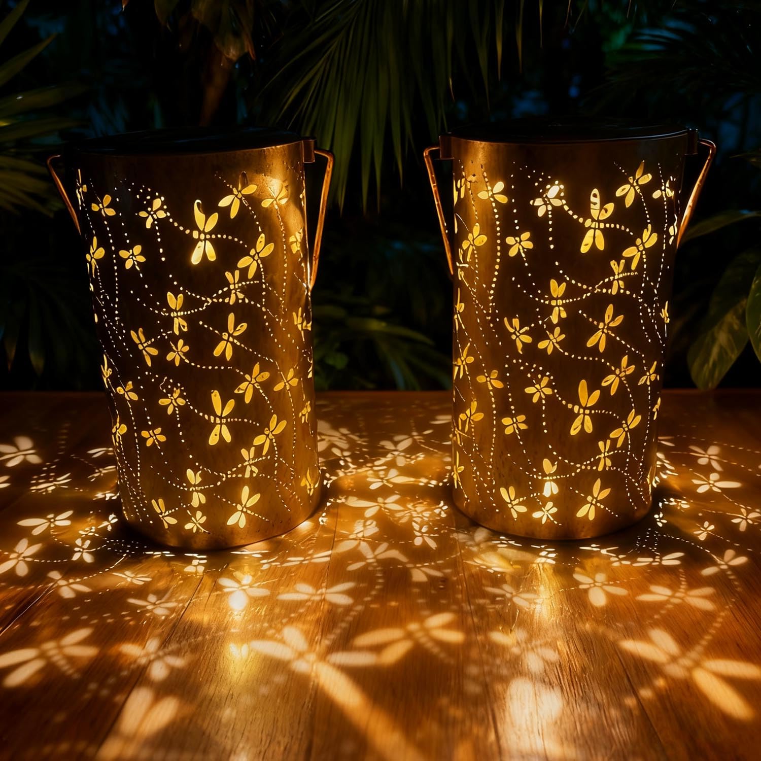 Solar Lantern Outdoor Garden Ornaments, 2 Pack Hanging Gardening Lanterns for Outside Table Patio Balcony Lawn Yard Decor (Dragonfly)