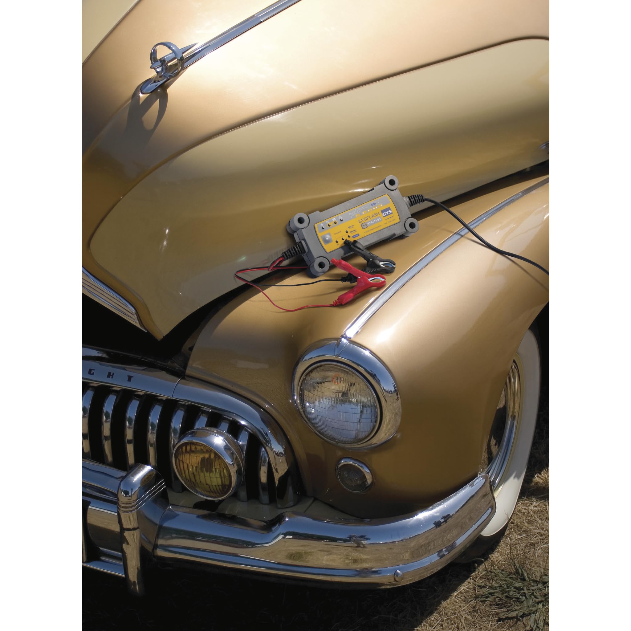 GYS Auto Chargeur de batterie pour Voiture Camions Moto Capacité de batterie À partir de 1,2Ah 029538