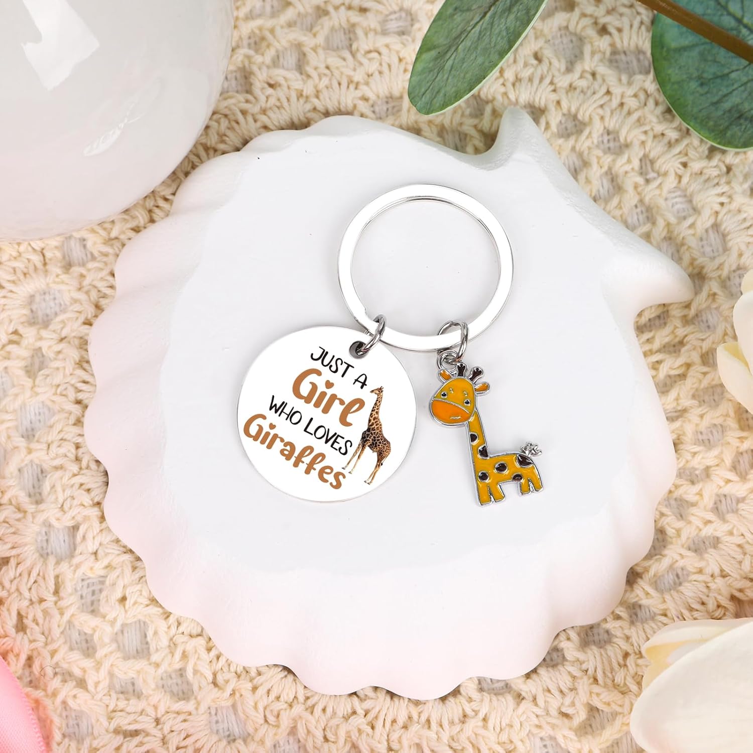 2Pcs Giraffe Gifts for Women Set, Just a Girls Who Loves Giraffes Makeup Bag with Zipper, Giraffe Keychain for Animal Lovers, Birthday Graduation Christmas Giraffo Gifts for Sister Besties - Image 4