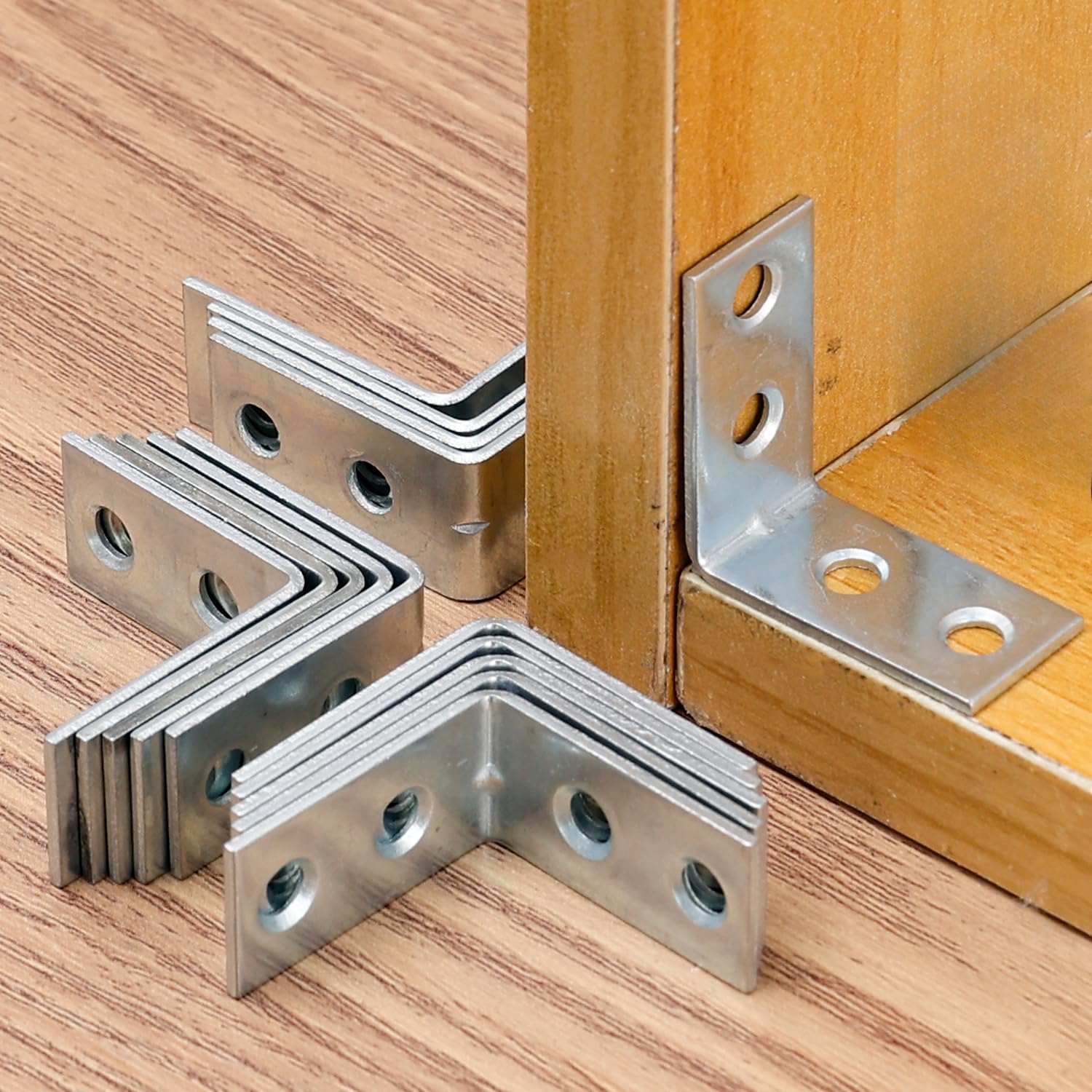 10PCS Right Angle Corner Brackets Furniture Cabinet Iron Joint Fastener Table Chair Corner Connector Hardware Supports Brace 3*3*1.5cm