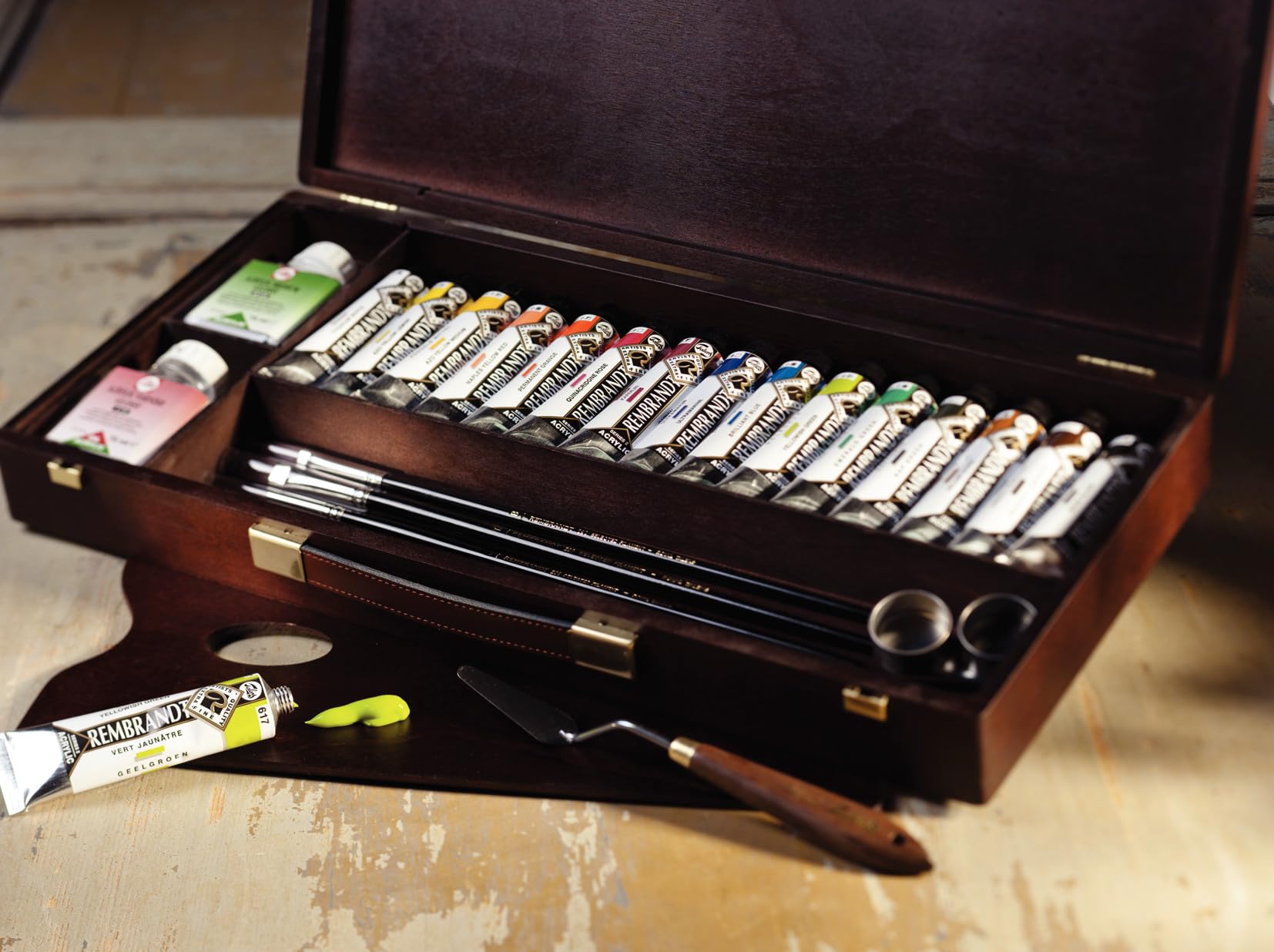 Rembrandt Estuche de pintura acrílica profesional caja de madera de lujo Profesional | 15 tubos (40 ml) + pinceles y accesorios