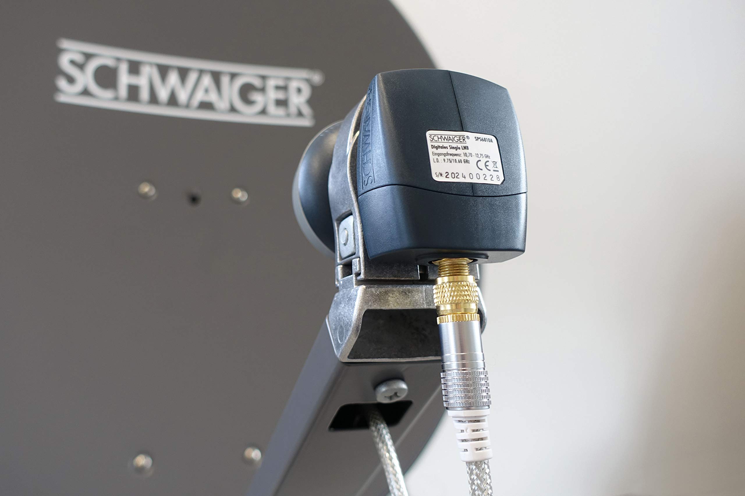 SCHWAIGER 319 Single LNB Low Noise Blockconverter Sun Protect Tapa LNB Digital Resistente al Calor Accesorios para Antenas parabólicas protección contra la Intemperie contactos Dorados Antracita