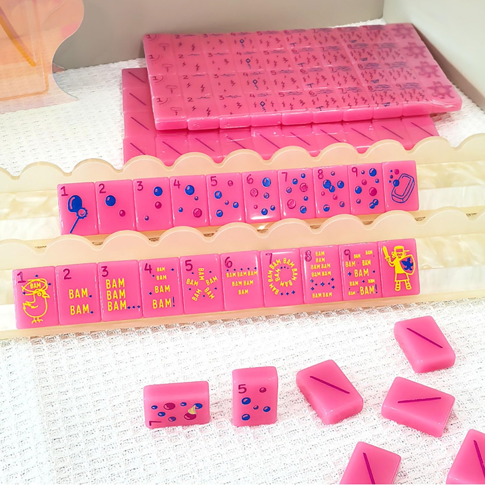 Set Mahjong americano acrilico rosa, set di tessere Mahjong americano | 160 tessere con jolly e lettere N/E/W/S for serate di giochi e decorazioni for la casa(White-gray)