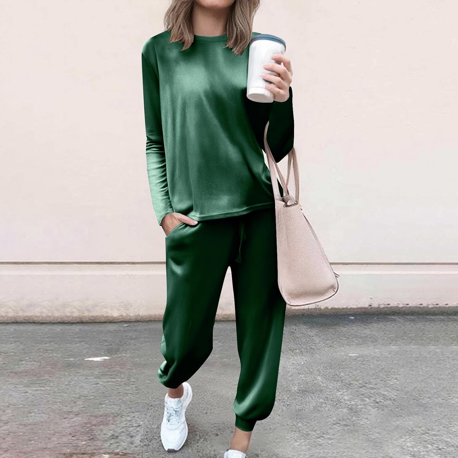 2 Piece Velvet Outfits for Women Fall Pullover Crewneck Sweatshirts and Jogging Pants Lounge Sweatsuit Sets