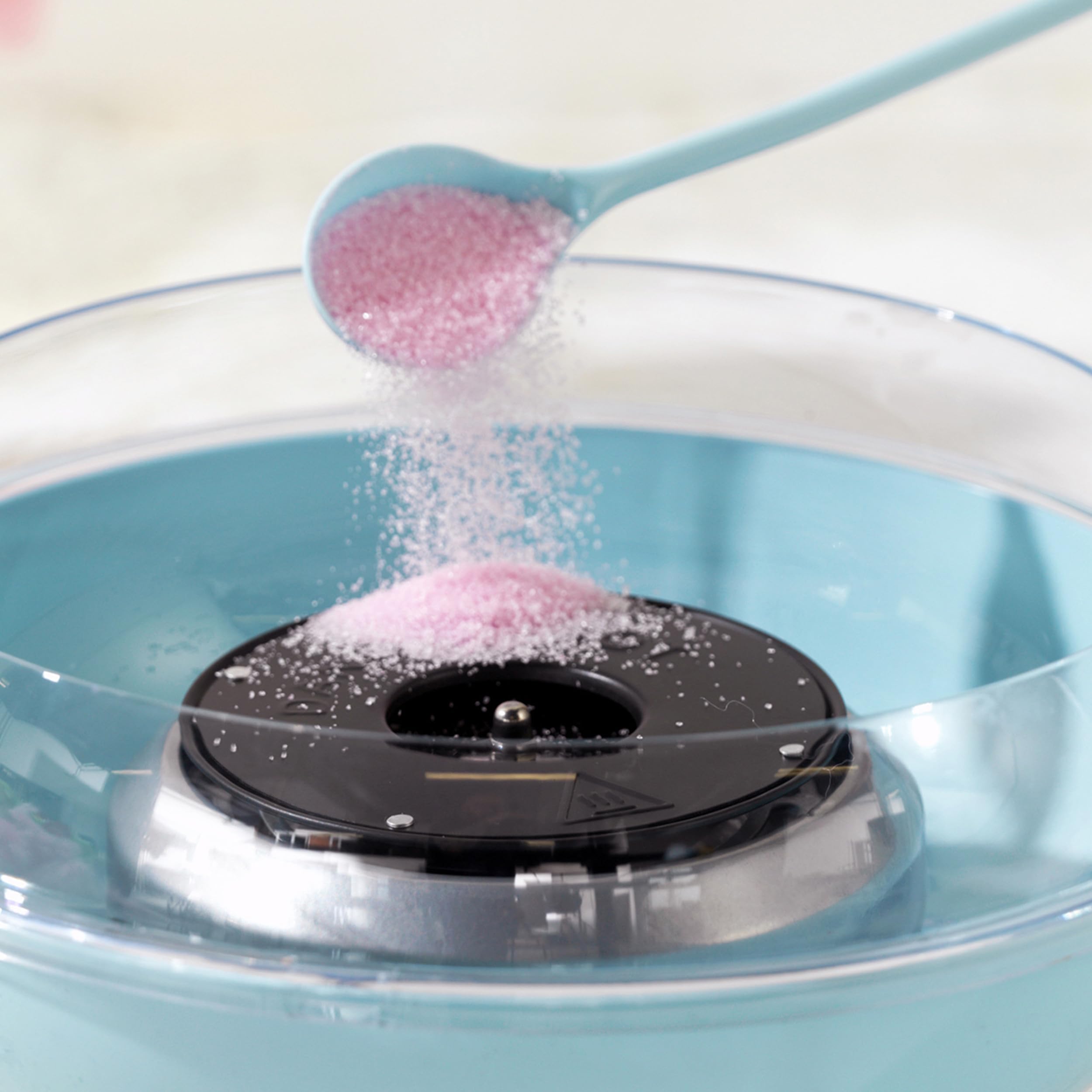 Petra Machine à Barbe à Papa, Sans BPA, 50 bâtonnets & cuillère doseuse Incluse, Utilisez du Sucre Ordinaire ou Bonbons Durs sans Sucre, Appareil Cotton Candy Bleu, Design Rétro , 400W