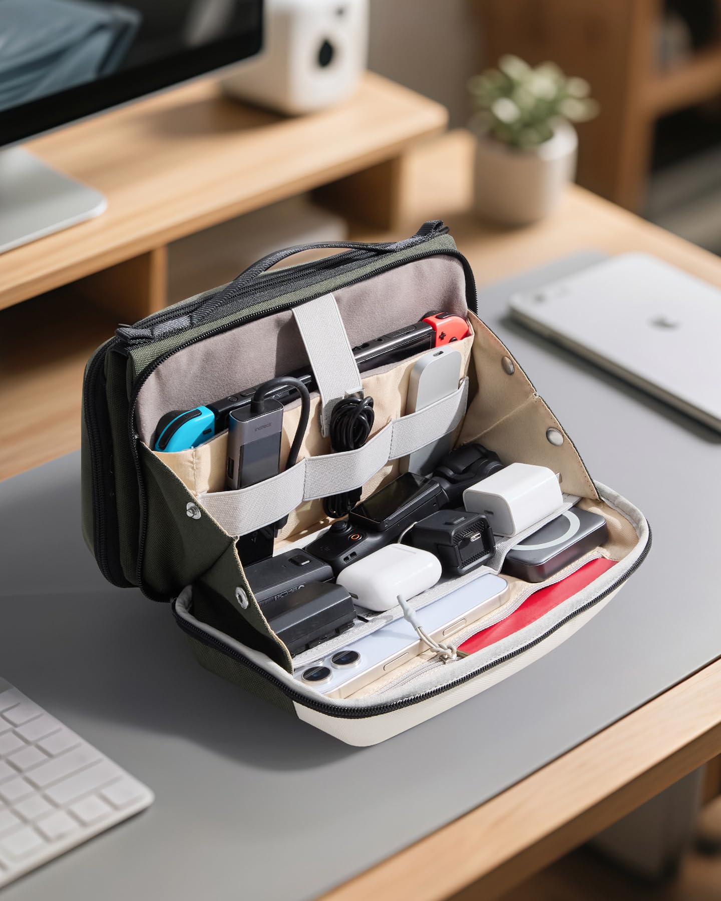 Inateck Organisateur Électronique Multifonction, Sac Accessoire Résistant aux Éclaboussures pour Câbles, Chargeurs, Casques, Idéal pour Les Voyages, Le Trajet Quotidien, et Plus,Olive