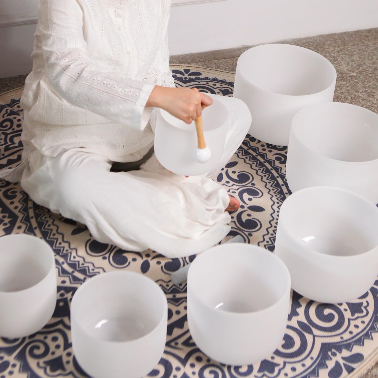 KVKA Ensemble de bols chantants en cristal de 15,2 à 30,5 cm - 432 Hz - Blanc givré - Pour méditation, yoga, relaxation, soulagement du stress - Avec sac de transport