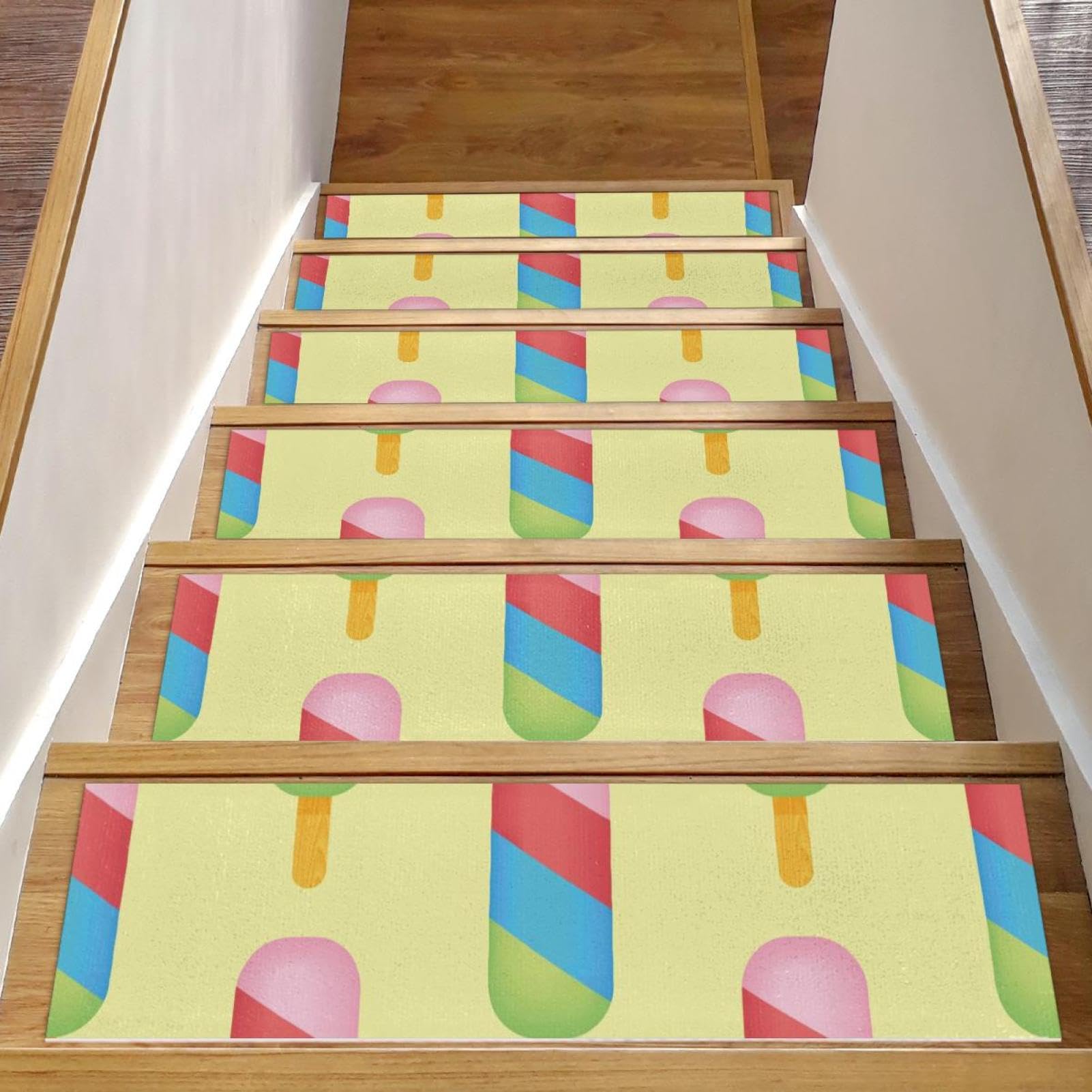 Marches d escalier antiderapantes pour eviter les chutes des chiens
