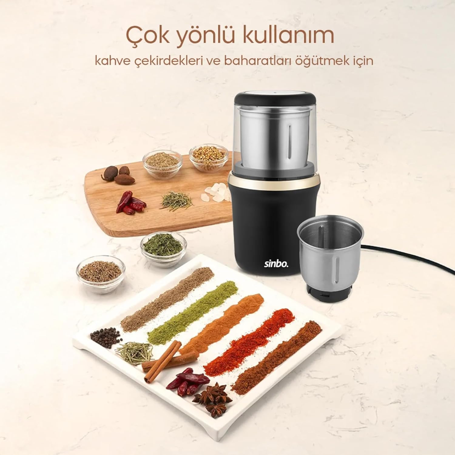 Sinbo SCM 2982 grinding coffee beans and spices