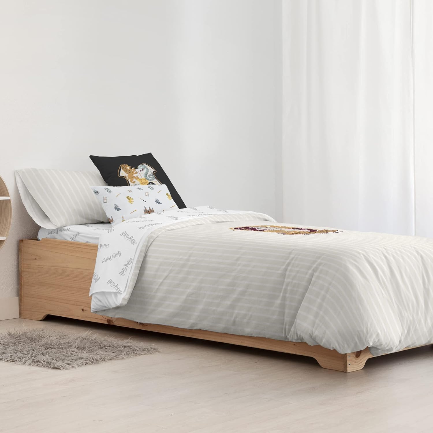 BELUM | Harry Potter Duvet Cover, 100% Cotton Duvet Cover Gryffindor Sweet Beige Model for Cot 100x120