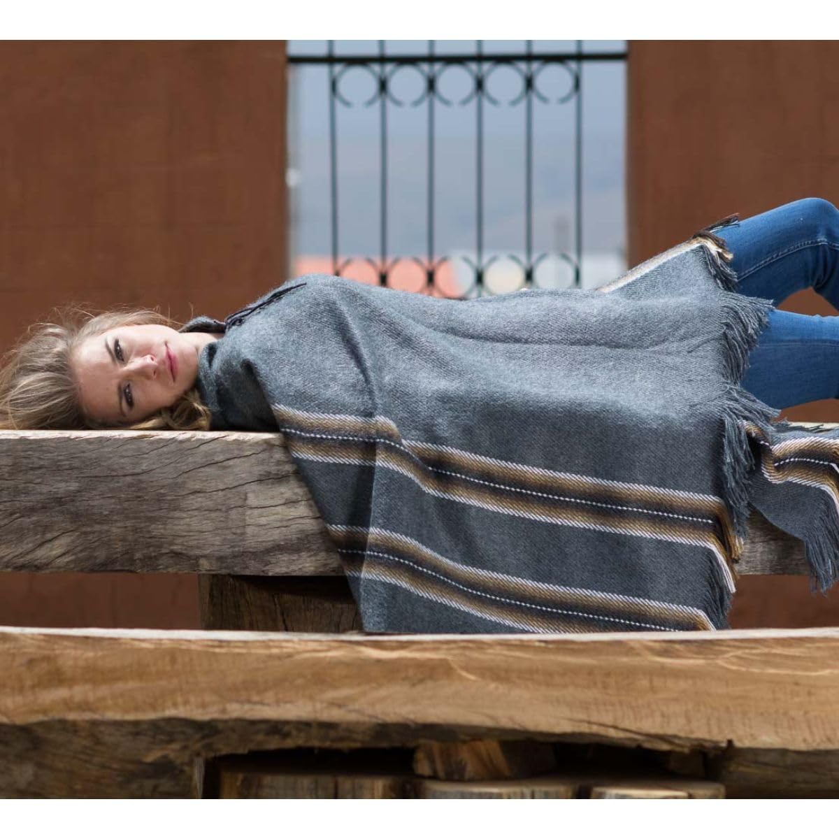 Gamboa Alpaca Poncho para Mujer estilo Mexicano Abrigo Chaqueta Cazadora Lana Polar Otoño Invierno