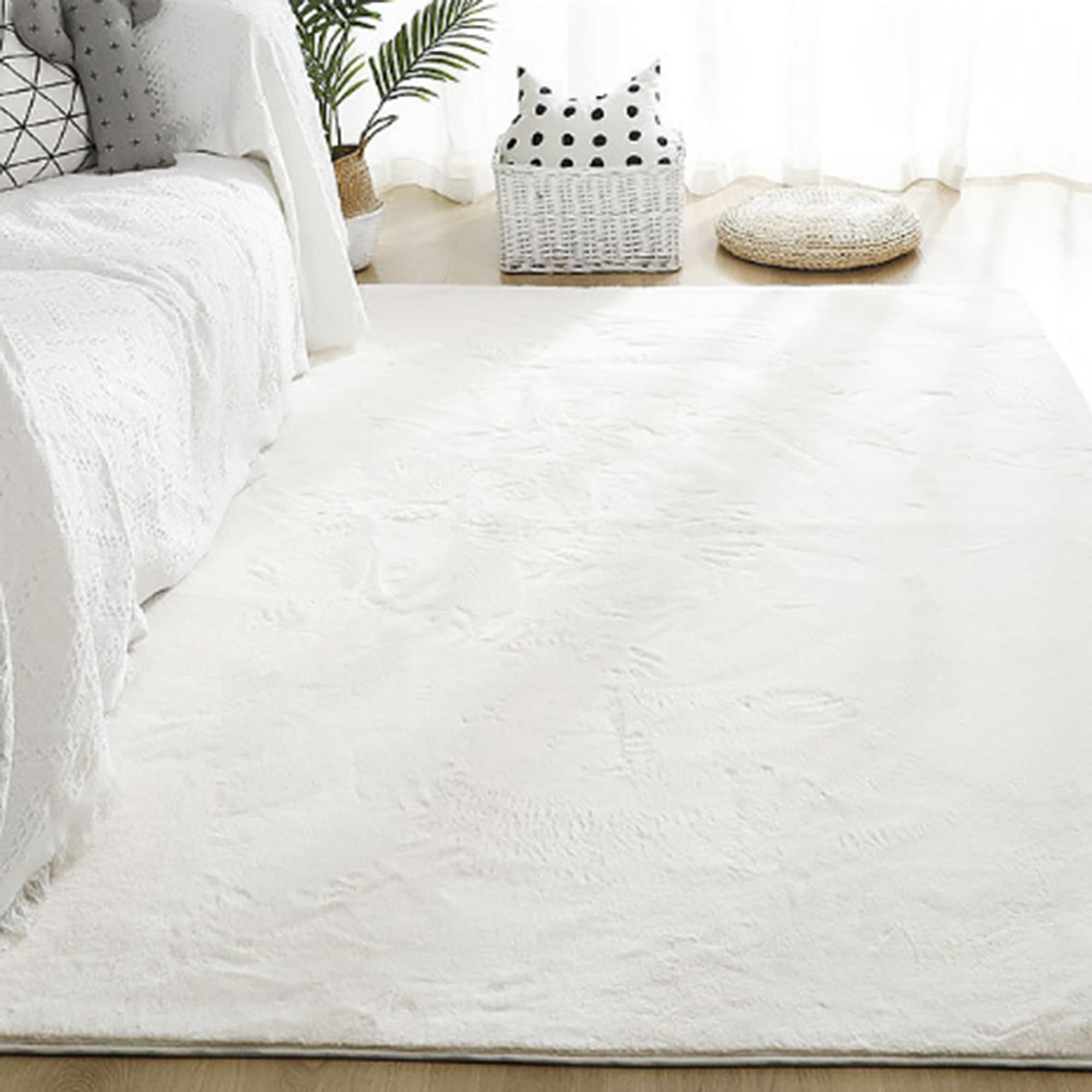 Tapis rectangulaire moelleux en fausse fourrure - Ne perd pas ses poils - Lavable en machine - Pour salon, chambre à coucher, chambre d'enfant, chambre d'enfant - 160 x 230 cm - Blanc cassé