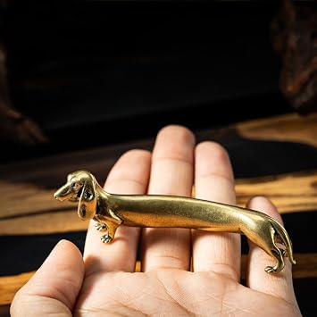 CHOVY Vintage Solid Brass Miniature - Delicate Dachshund Desk Ornament for Pet Enthusiasts - Exquisite Collectible and Home Décor Accent(Dachshund)