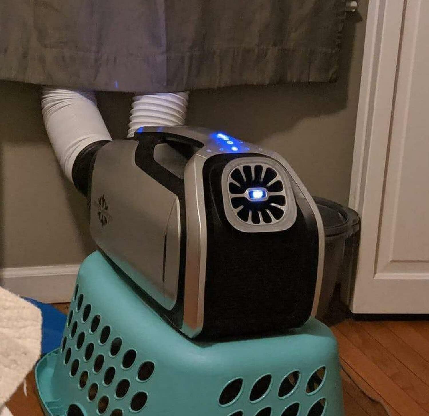 Zero Breeze Mark 2 with exhaust ducts attached