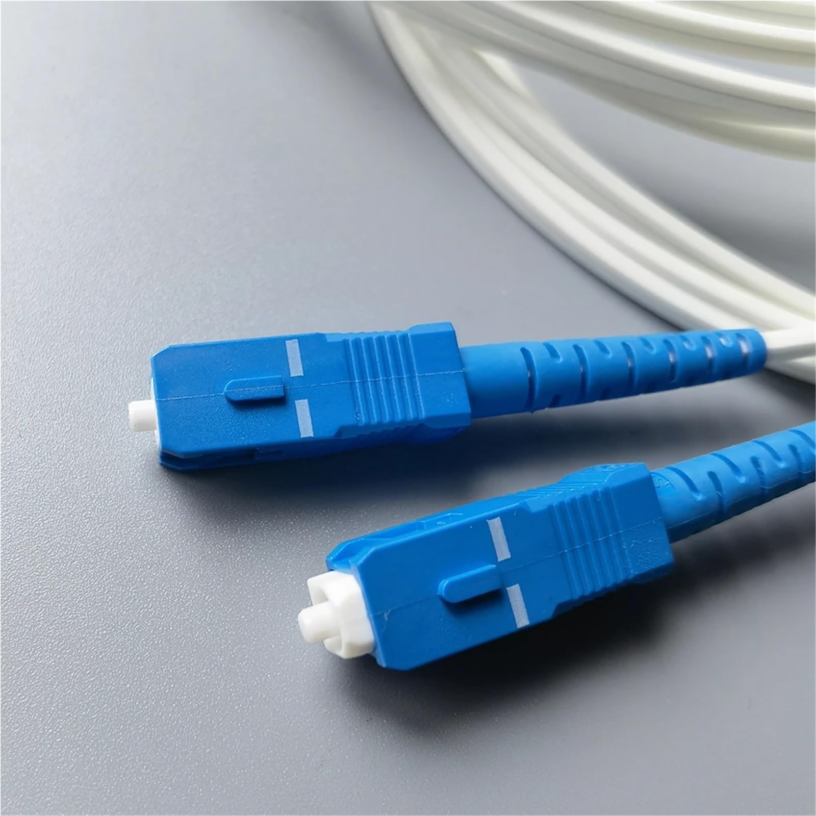 Câble de raccordement optique à fibre de 50 m FTTH SC/UPC-SC/UPC Monomode Simplex Câble de raccordement optique intérieur Câbles d'extension (50 m SCupc vers SCupc)