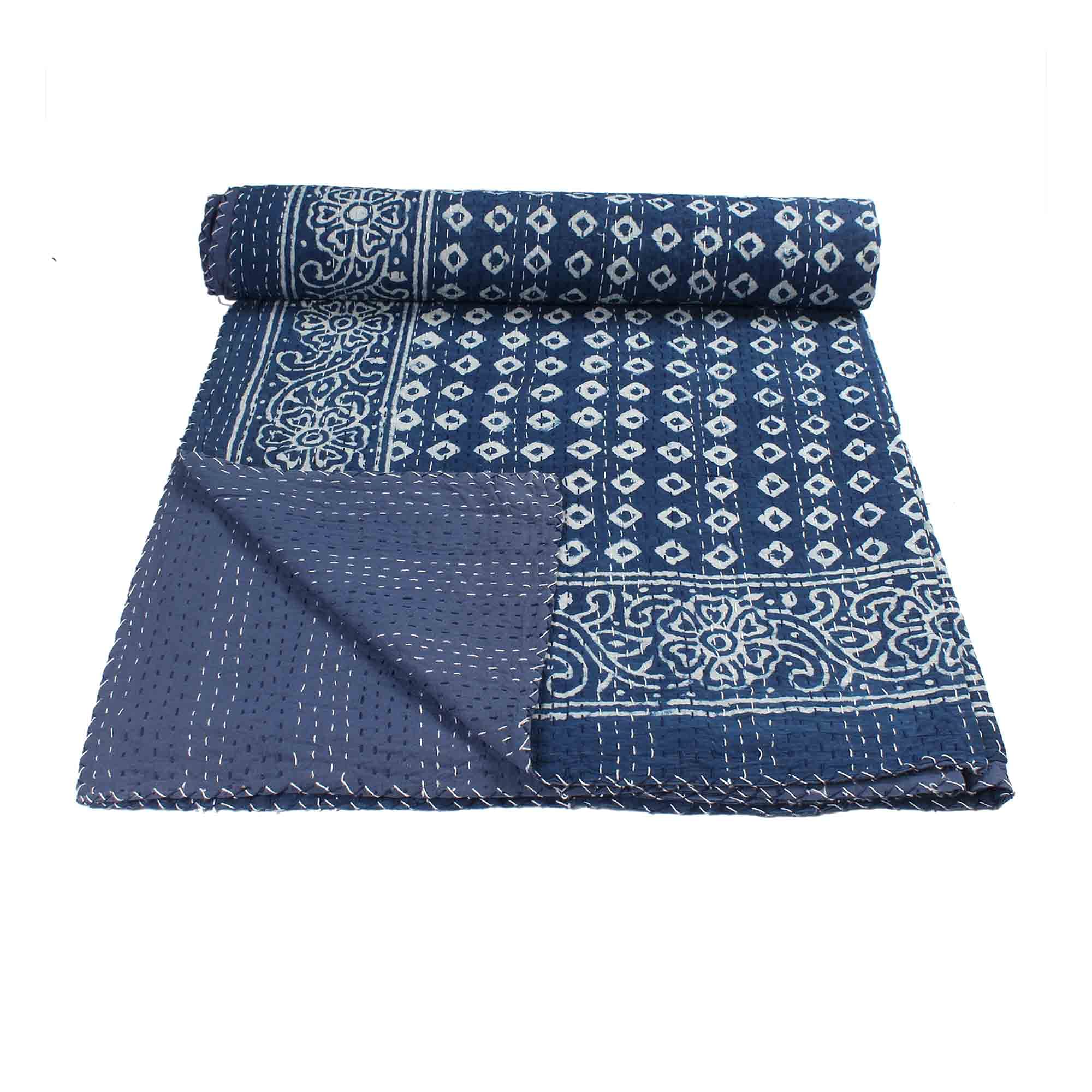 Couvre-lit en coton Kantha fait main indigo au design carré bohème haut de gamme