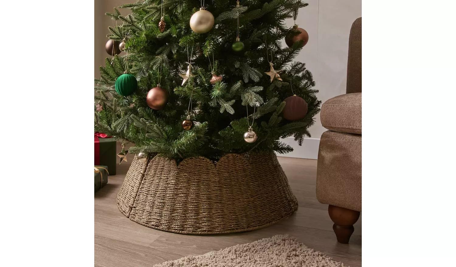 Aidni Nutural Woven Seagrass Christmas Tree Skirt