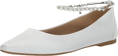 Badgley Mischka London Ballet Flat, Soft White, 7.0