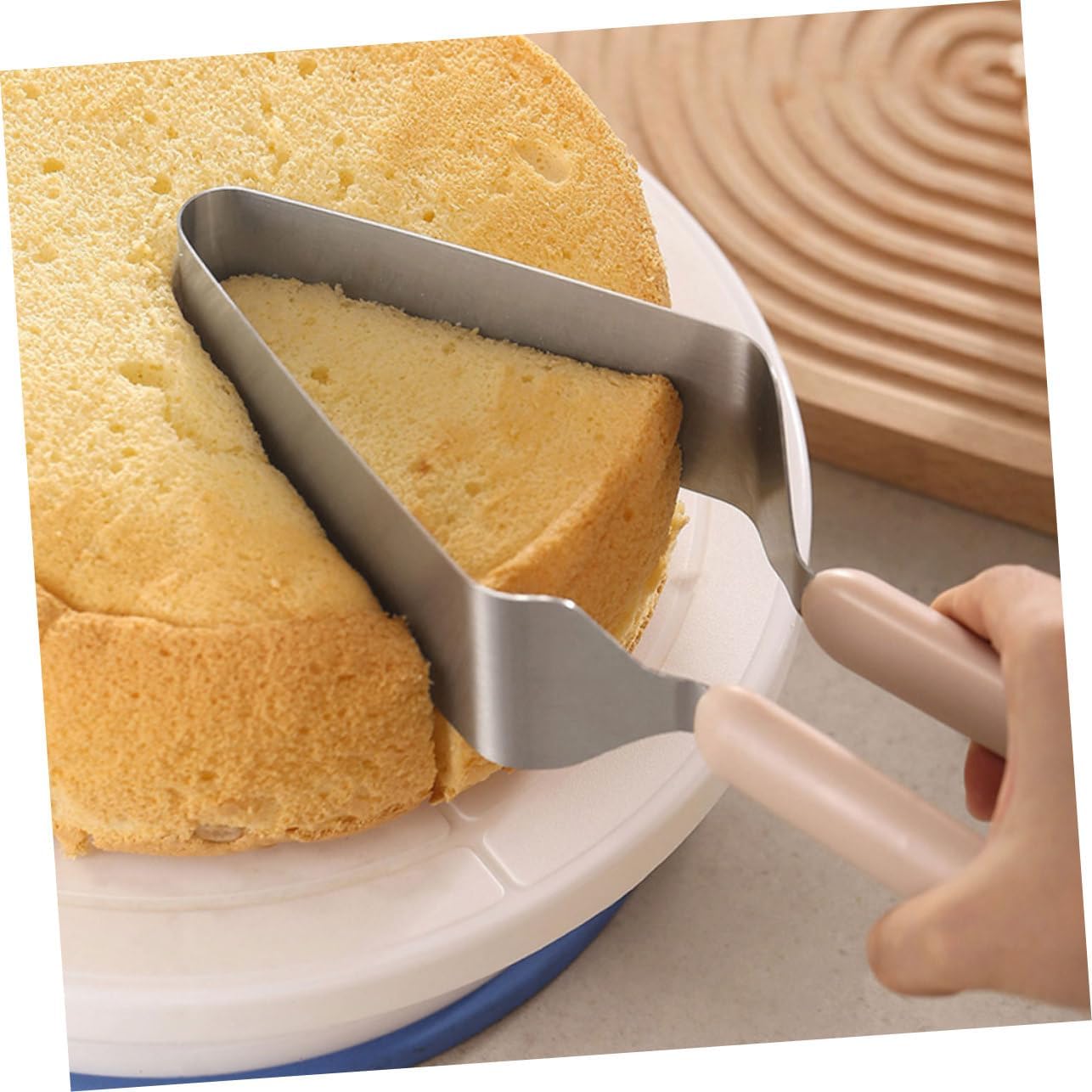 LIFKOME 4pcs Modern Cake Cutter Stainless Steel Cake Server Triangle Divider Easy to Use for Parties