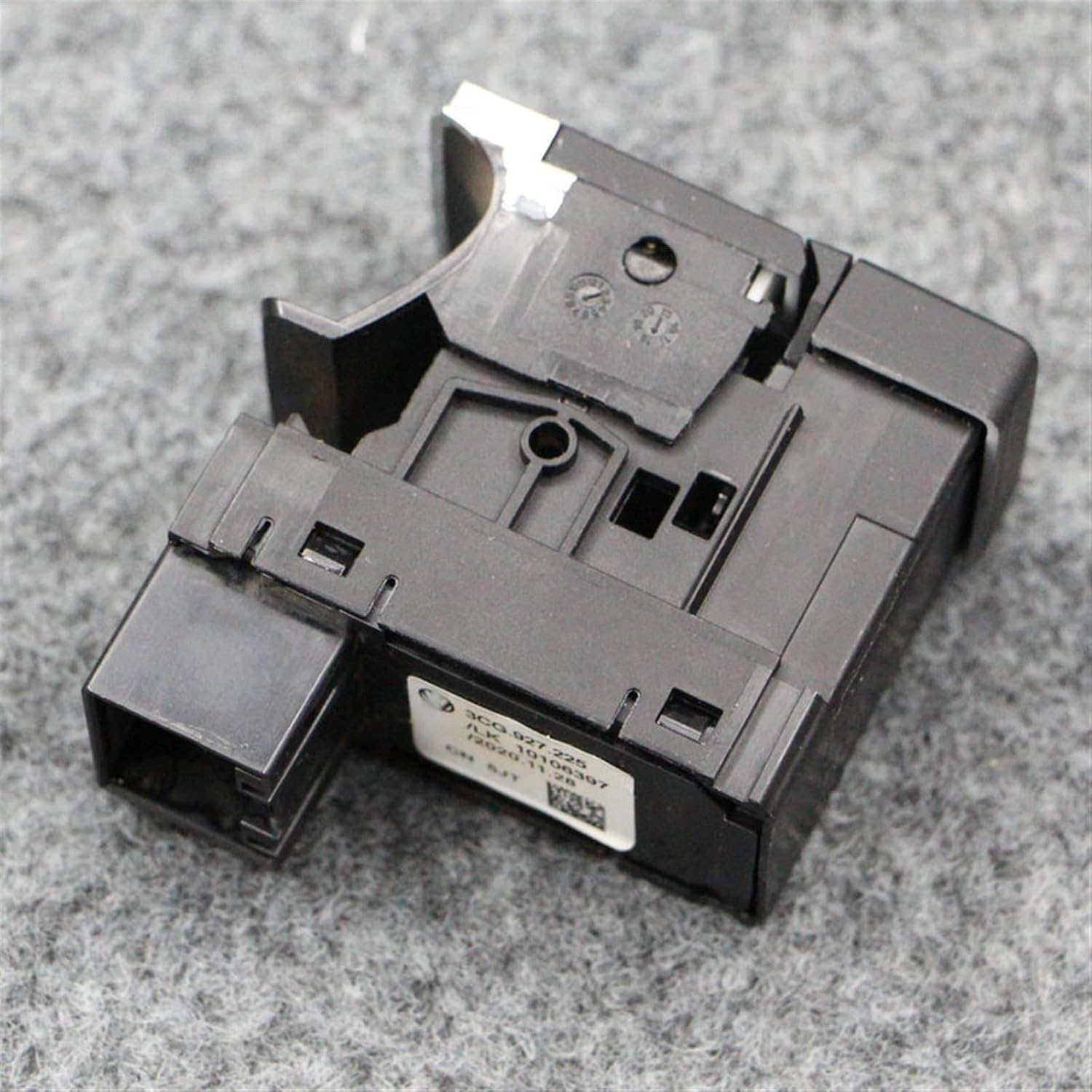 for VW for Teramont Single Handbrake Switch P Parking Switch 3CG 927 225 Car Parts Hand Brake Parking Brake Switch Button car Parking Button