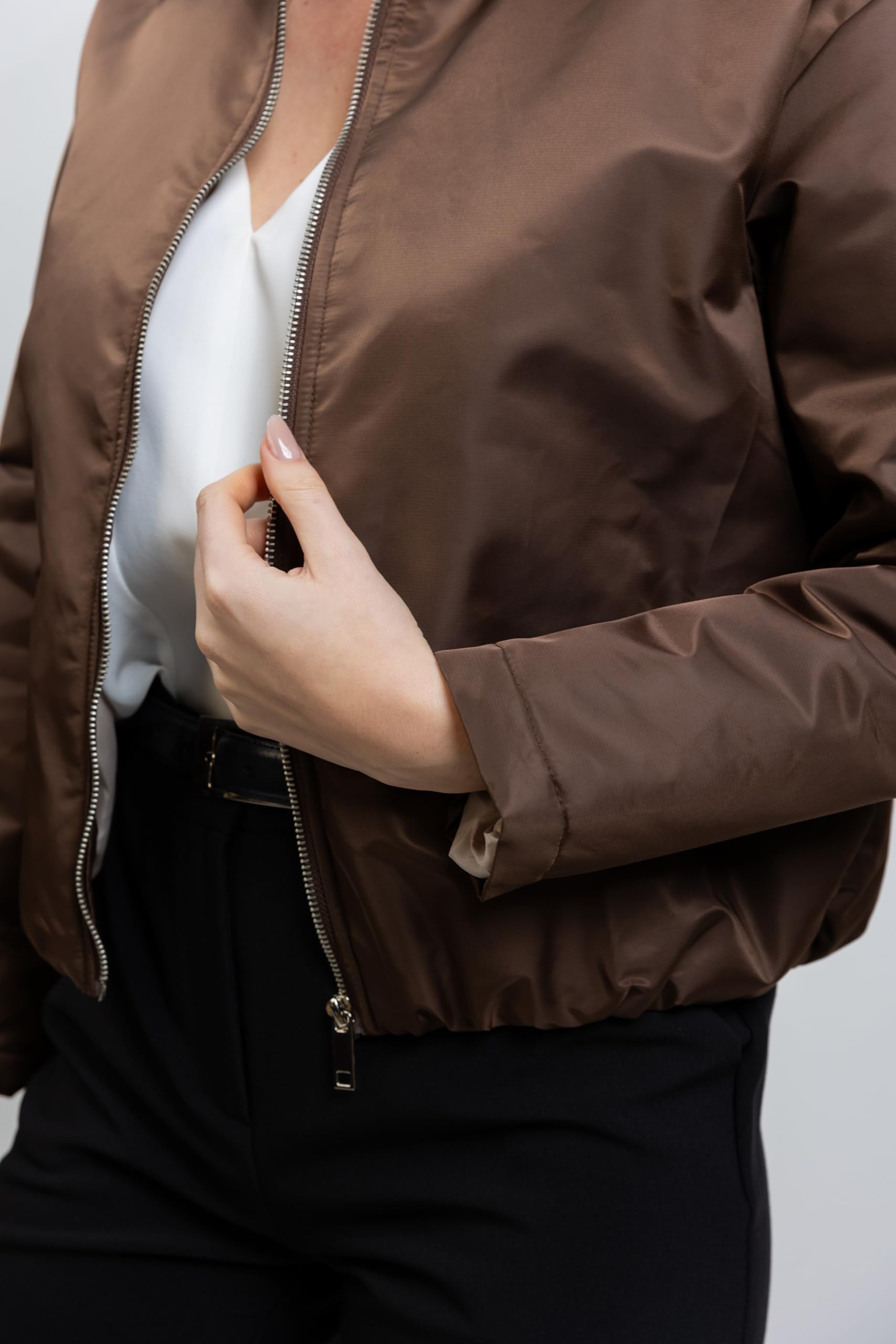 Blouson Bomber Femme avec Fermeture Zip, Col à Revers, Poignets et Bas Élastiques, Doublure Contrastée