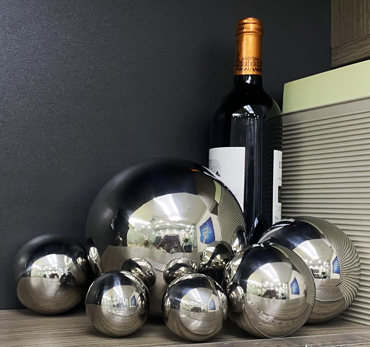 Semeid Shiny Decorative Balls Set,Stainless Steel Decorative Orbs Ball Sculpture Decor for Centerpiece Cabinet Bar Shelves (Sliver-6pcs)