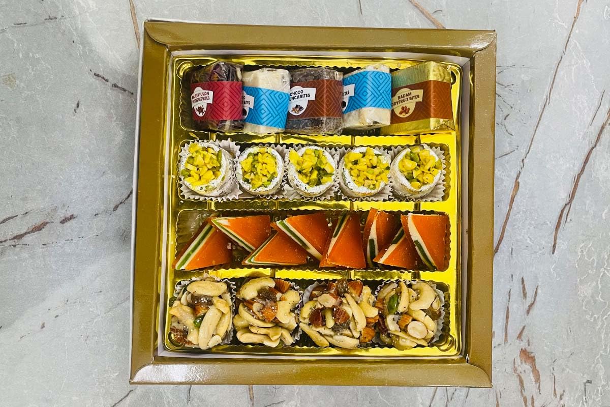 Bhim Sain Baij Nath Agra Assorted Sweets Gift Box,Authentic Pure Ghee Indian Mithai Dry Fruit chocolate bites,Kaju katori,Aam papad barfi,Dry fruit laddo,Special Festive Sweets Gift Pack (400 GM)