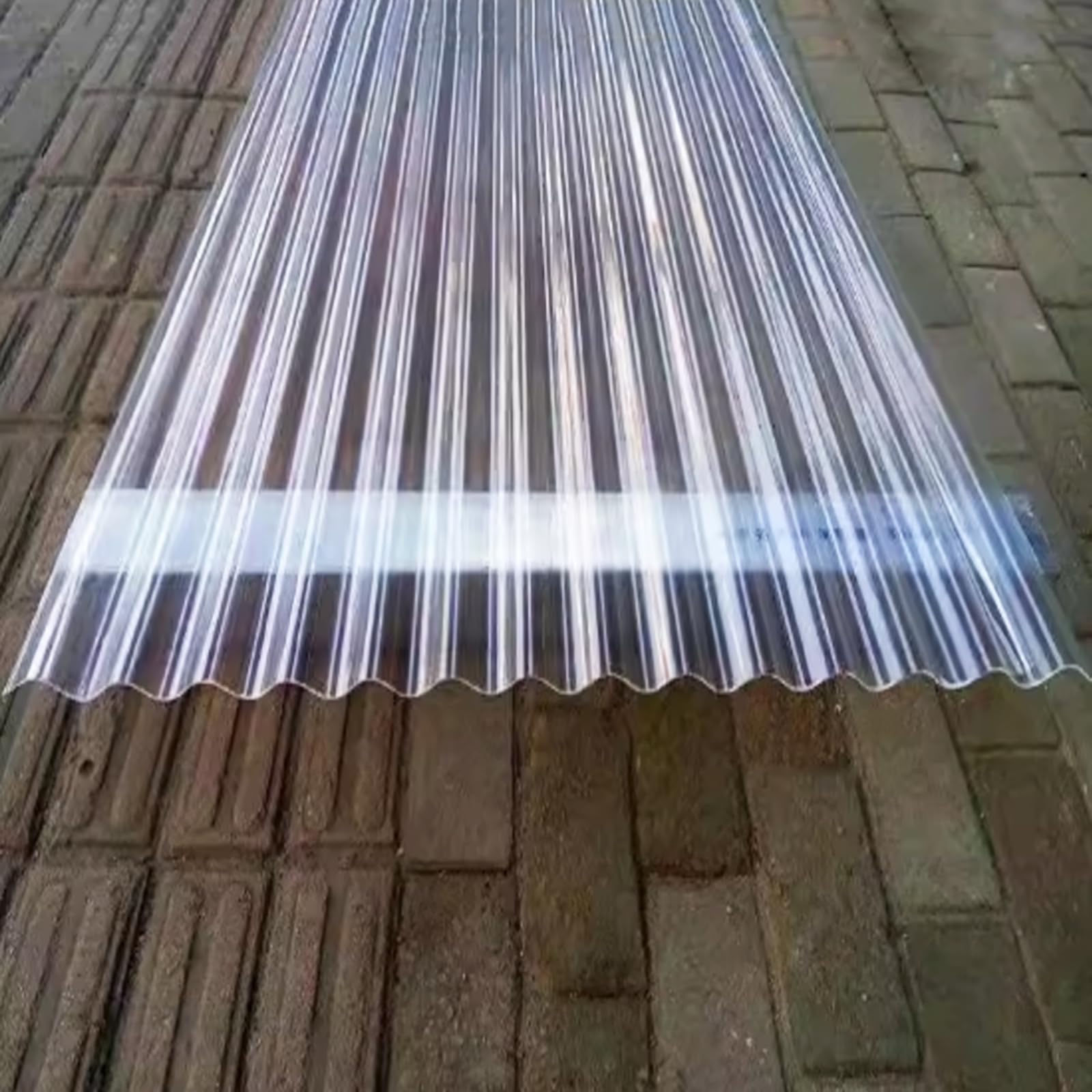 Corrugated Roofing Sheets,Clear Roof Sheet,1.5mm Thick FRP Daylighting Plate,Flame Retardant Cladding Walling Sheeting,Rainproof Board,Roof Panels for Garage Carport (5 Pcs,0.9x0.75m/35x29in)