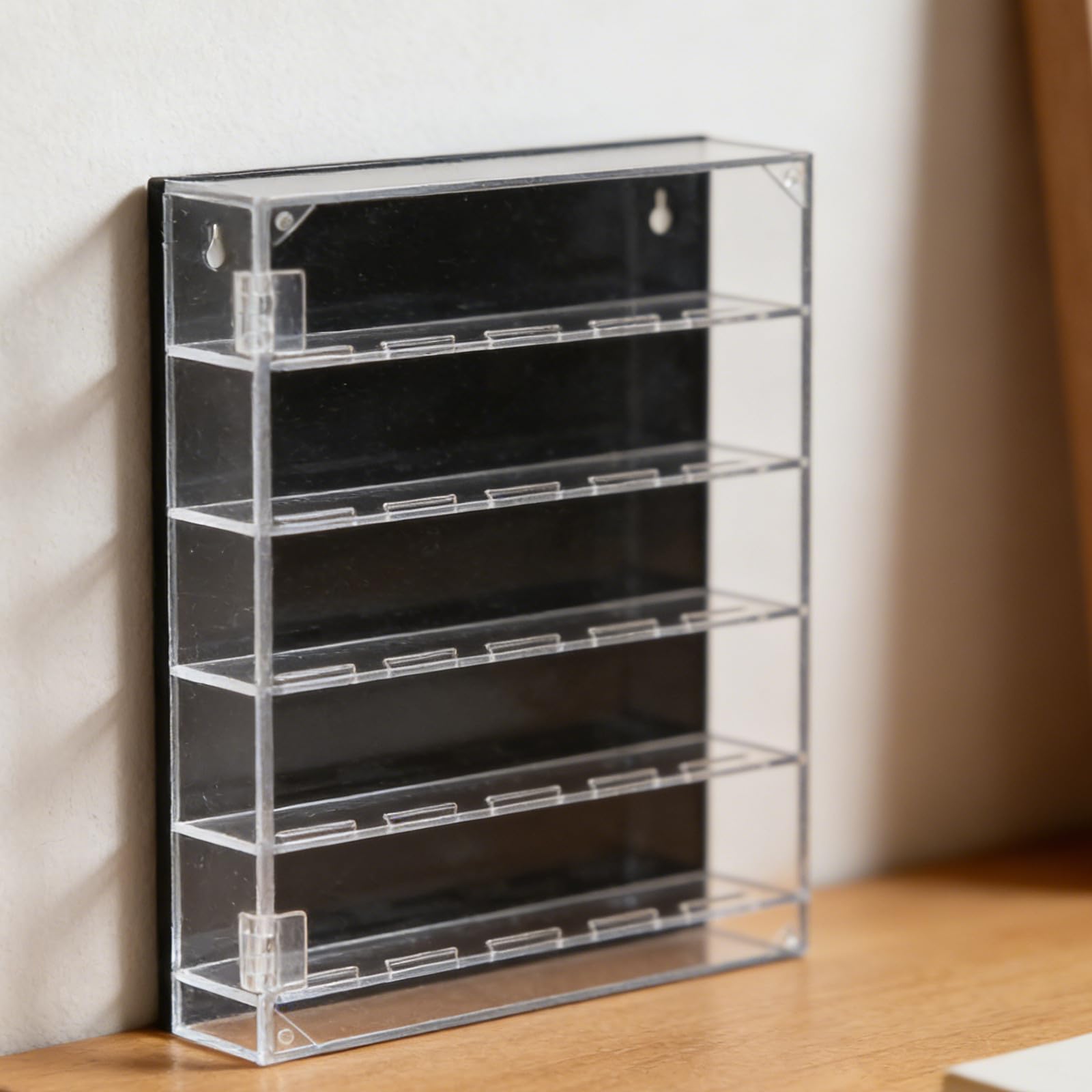 Vitrina para Monedas de desafío: Soporte acrílico para Monedas, medallas, fichas de póker, Pines, Insignias y coleccionables. Caja de Almacenamiento Transparente con 45 Ranuras para el