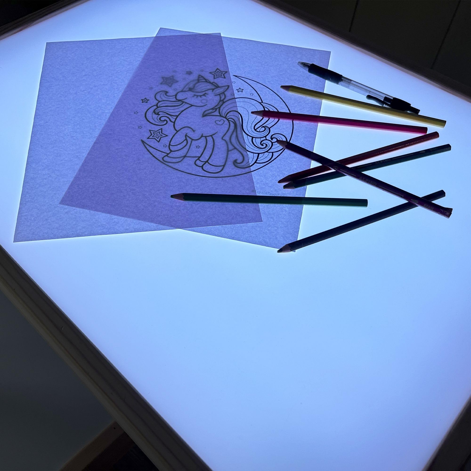 Mesa de luz Montessori con sillas (LED Smart RGB)