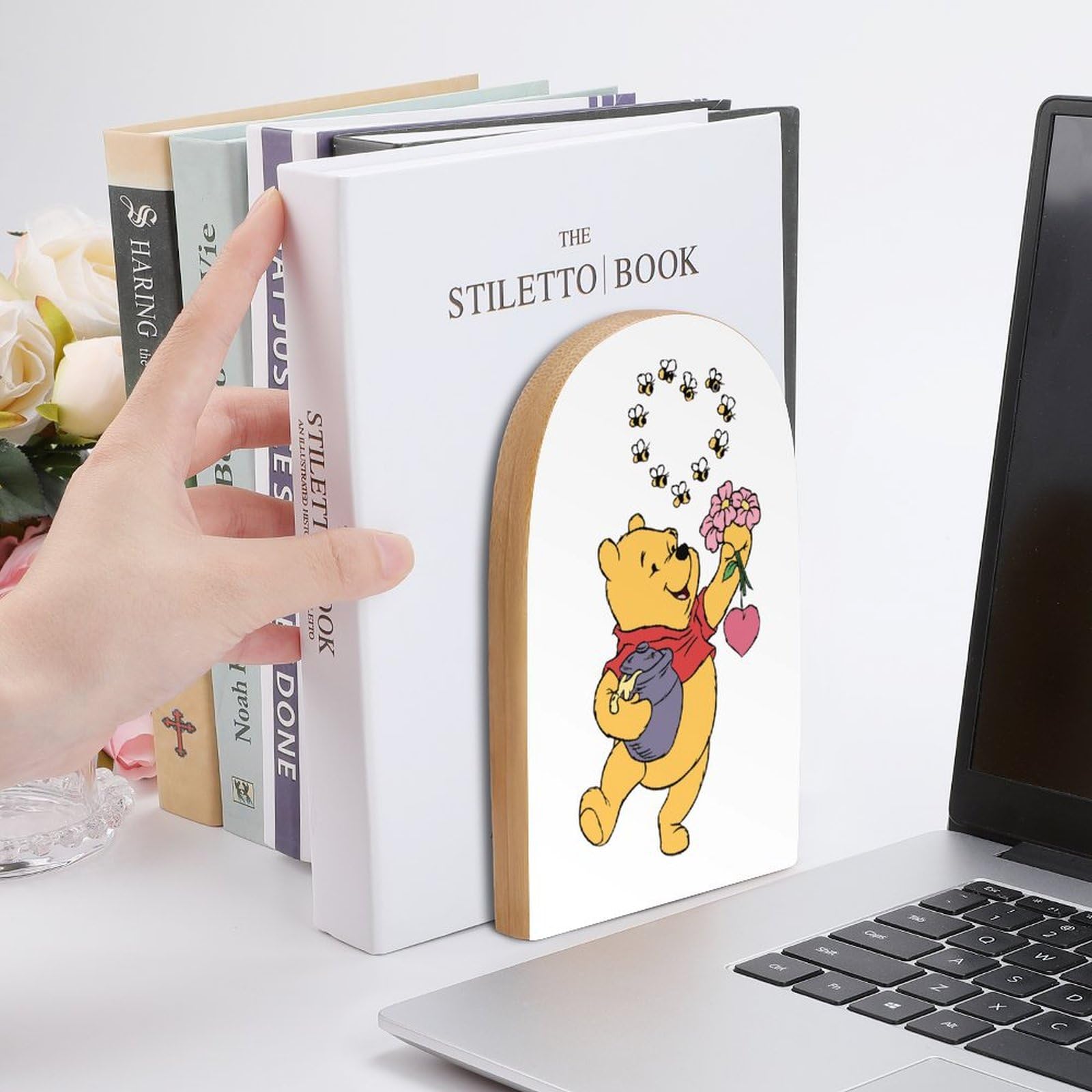 Amazon.co.jp: ブックエンド くまのプーさん 本立て L型 2枚1組 木製
