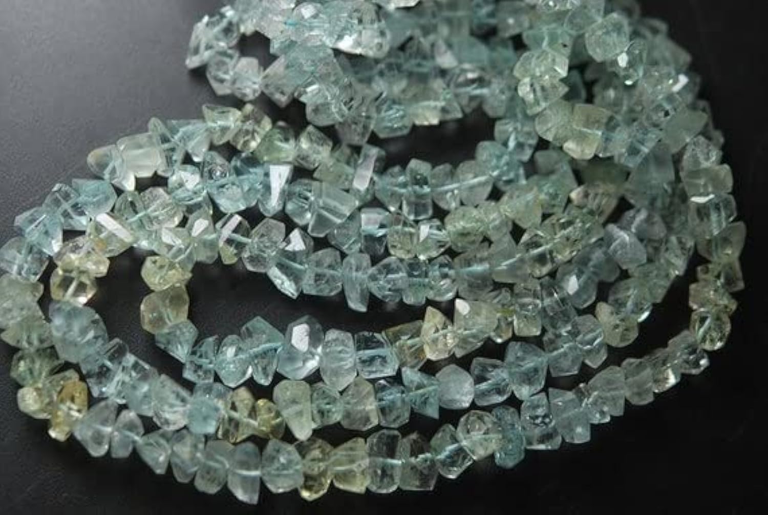 Aigue-marine naturelle LKBEADS, fil de 7 pouces, pépites facettées 12-7mm