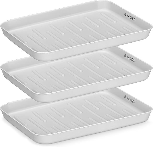 Navaris Set of 3 Shoe Drip Trays - Multi-Purpose Boot Tray for Rain, Winter Boots, Wellies - For Indoor and Outdoor Use in All Seasons - Grey, Small