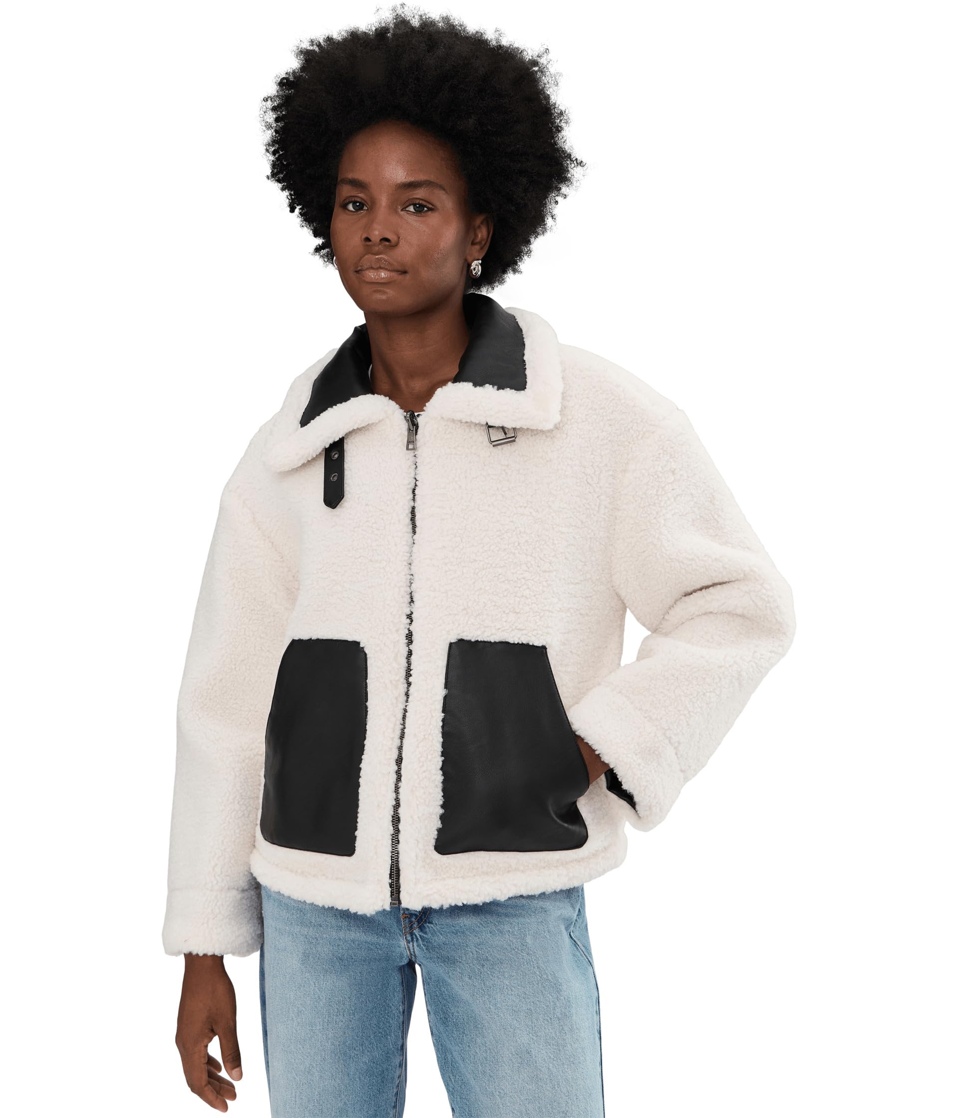 

                                                    Levi's Women's Reversible Sherpa Faux Leather Shor