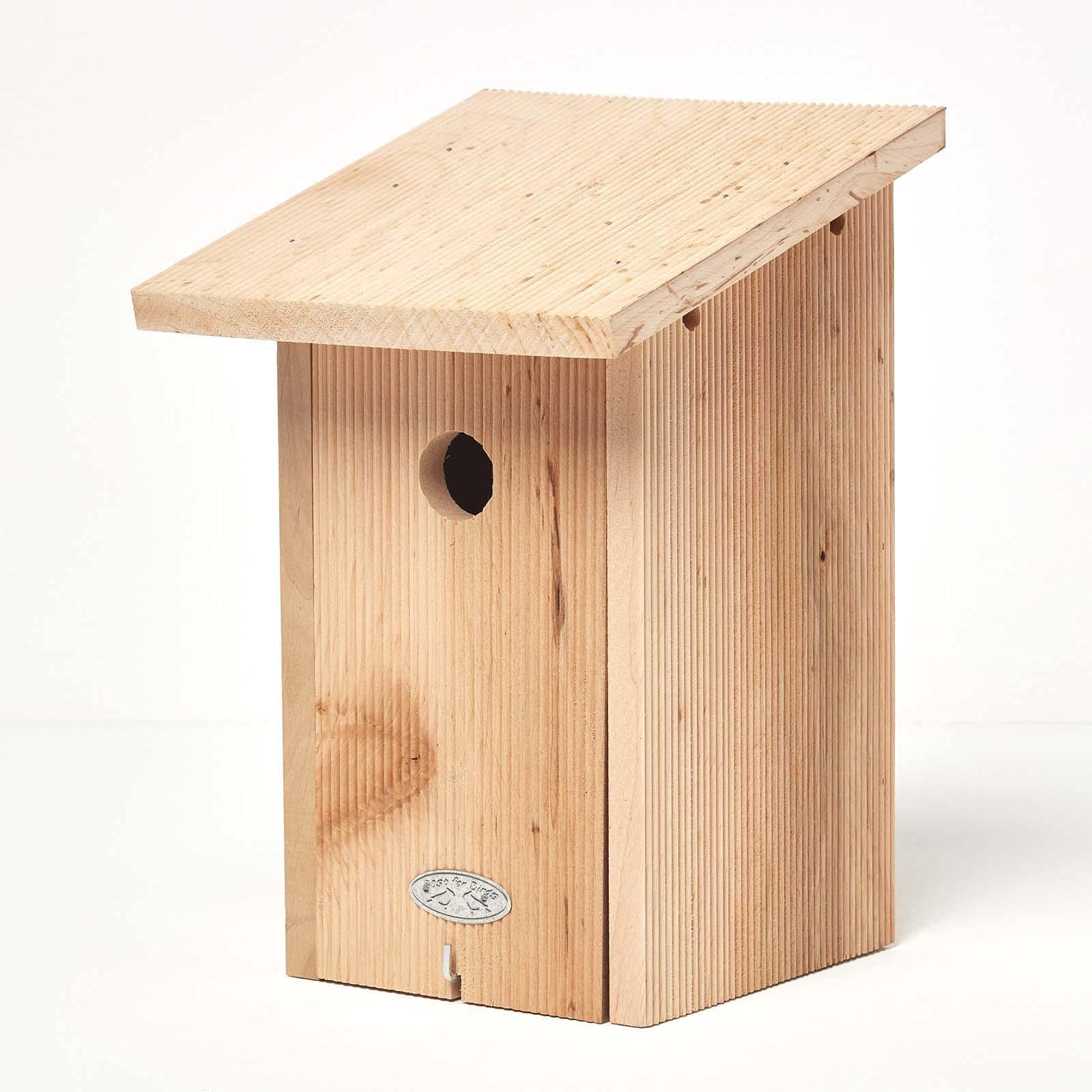 HOMESCAPES Solid Wood Bird House Great Tit Nesting Box H 31.5 cm x W 21 cm Garden Bird Box for Fence or Trees Crafted from Treated Alder Wood Ready Assembled with Door and Sloping Roof