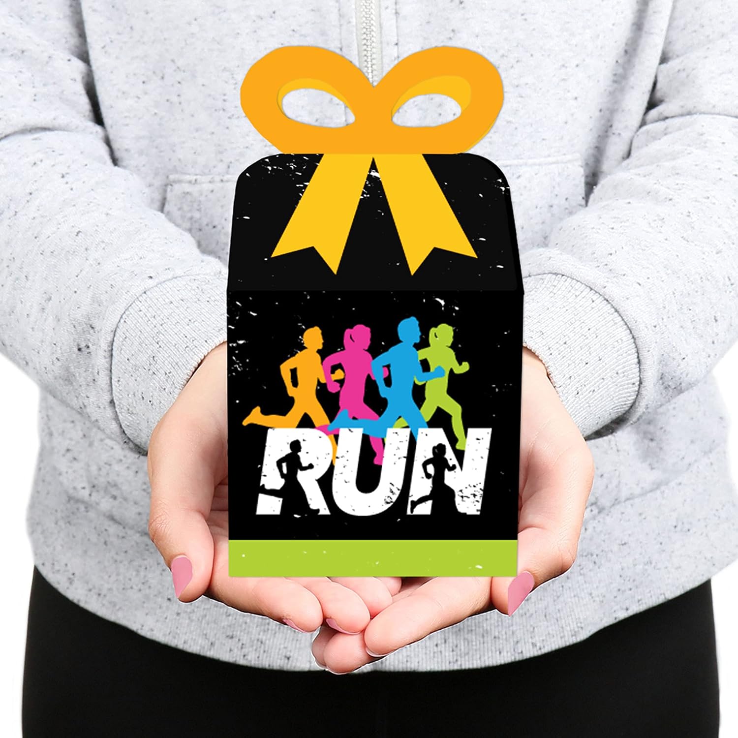 Set the Pace - Running Square Favor Gift Boxes - Bow Boxes - Set of 12
