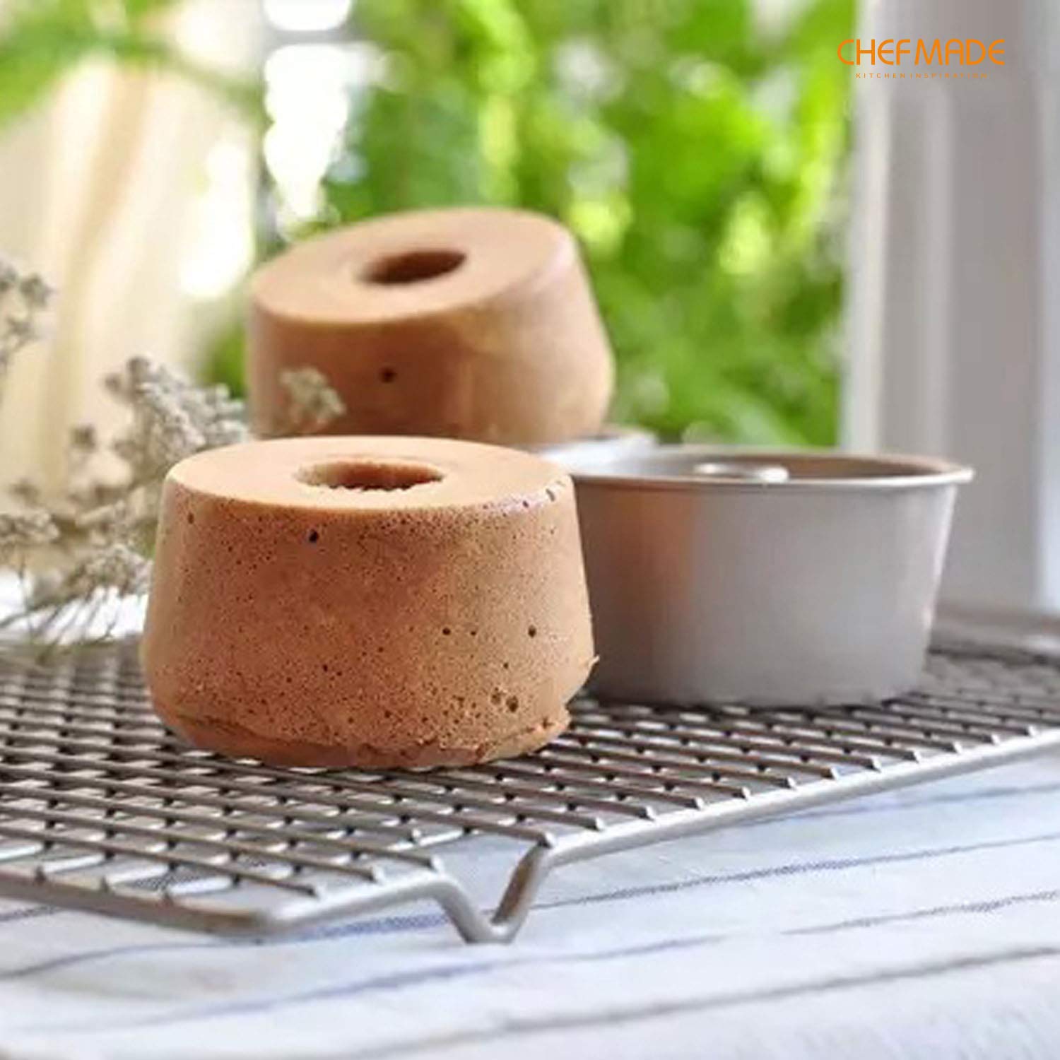 Angel Food Cake Pan 6-Piece Non-Stick Set 4