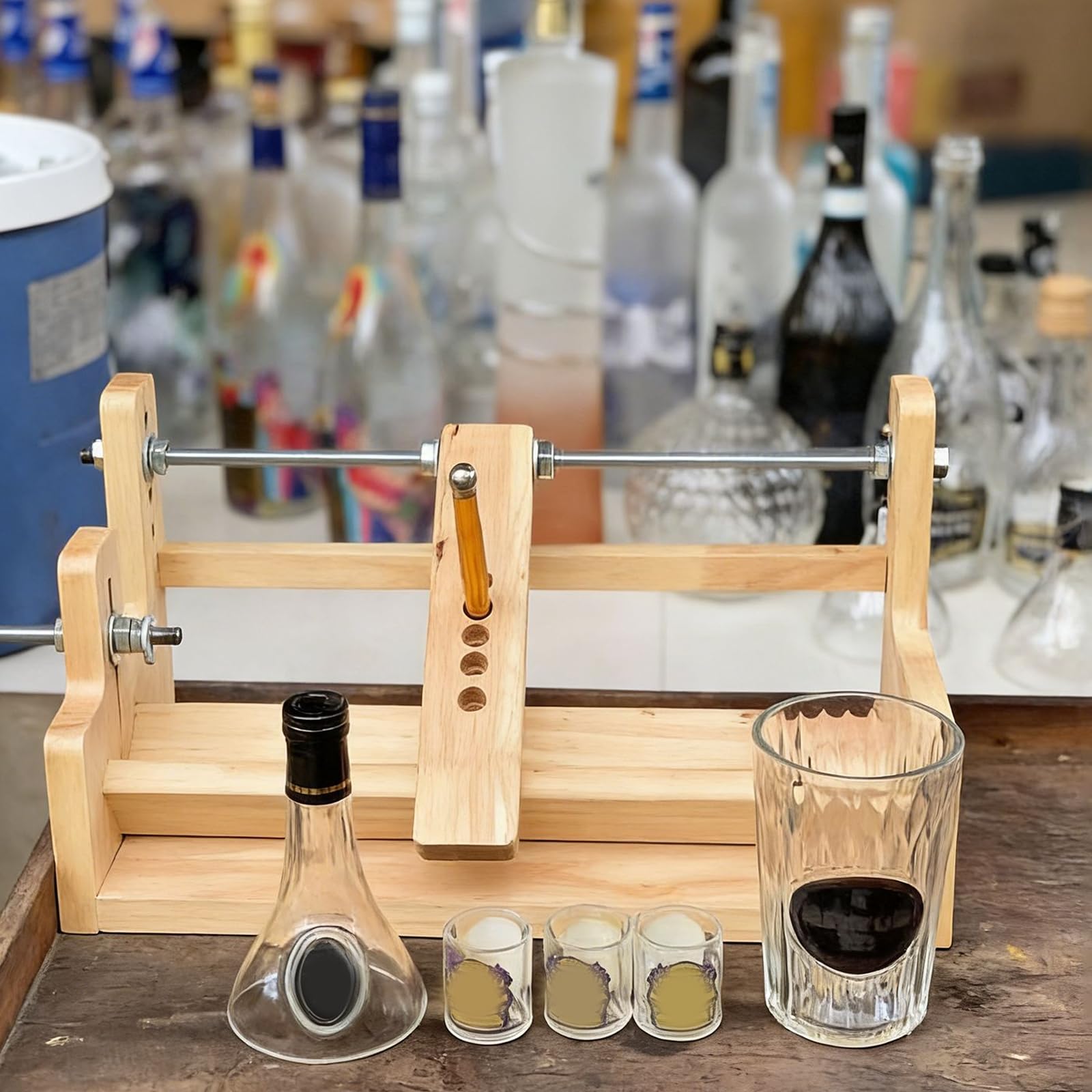 Innovatives Holz Glasflaschenschneidegerät zum Basteln, personalisieren von Vasen und künstlerischen Dekorationsgegenständen, kreative Geschenkherstellung